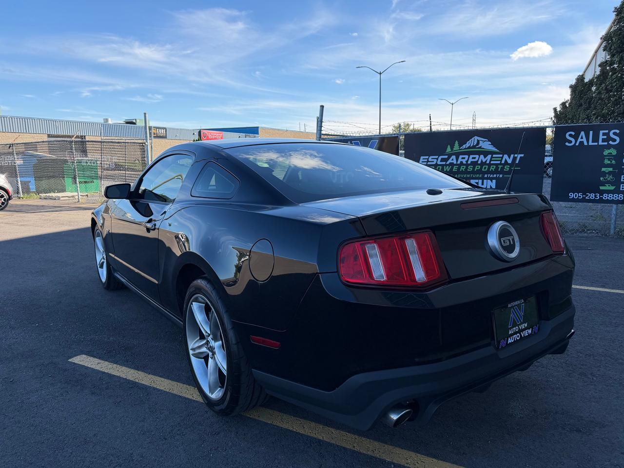 2010 Ford Mustang GT Coupe  *5 SPEED MANUAL* Photo