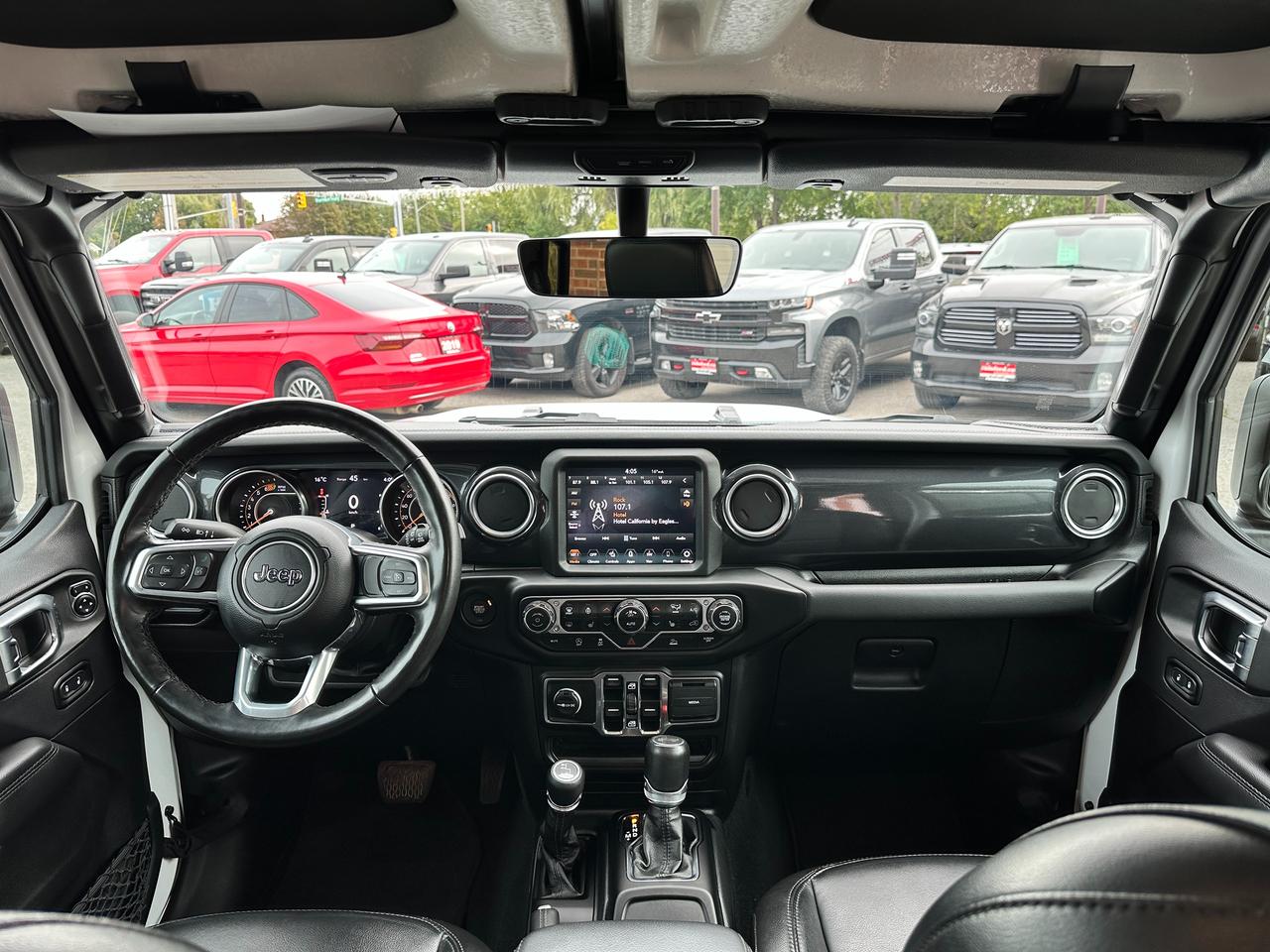 2023 Jeep Wrangler SaharaAltitude4X4 2.0L HTD-Leather NAV Alpine XM Photo
