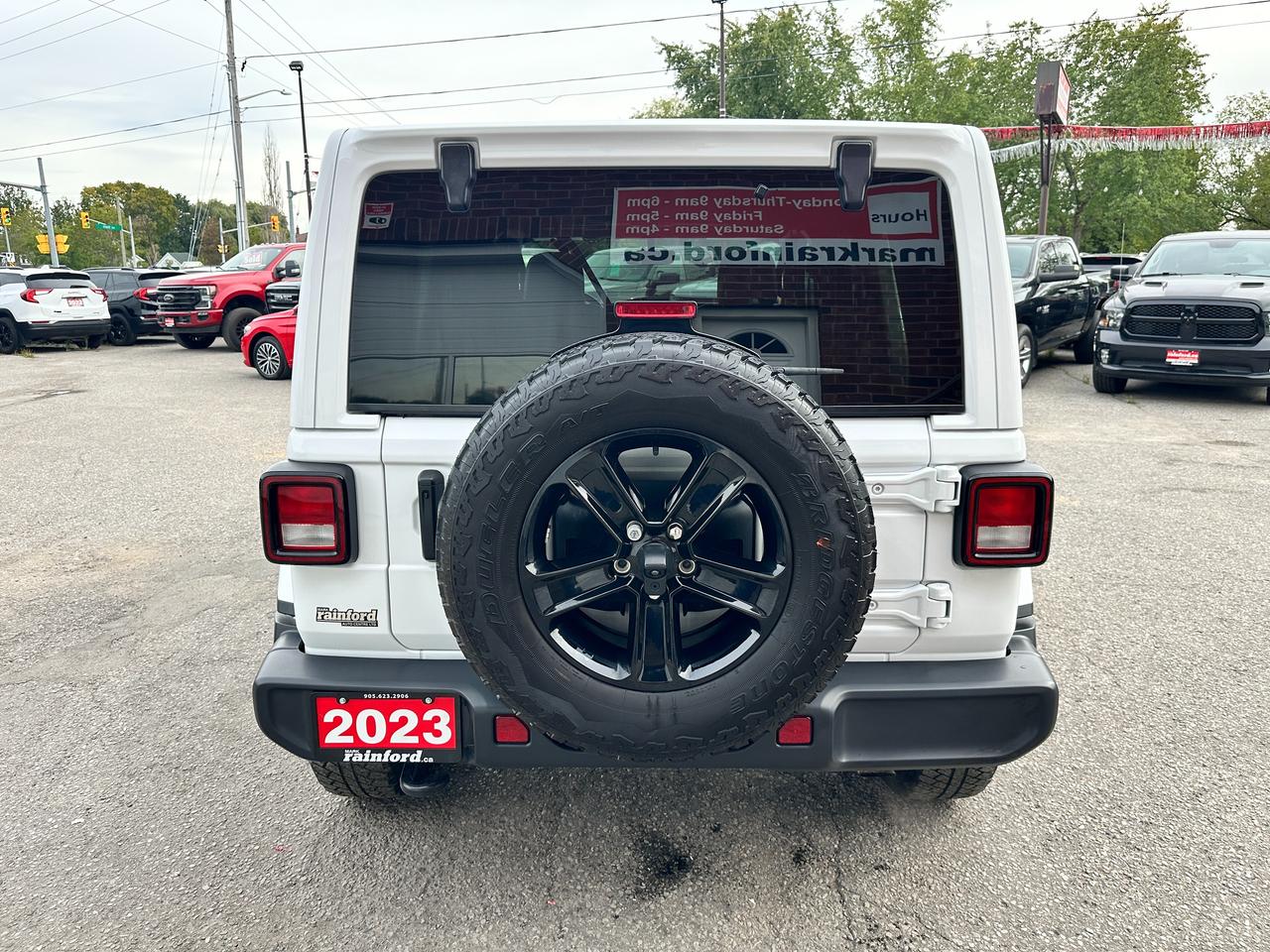 2023 Jeep Wrangler SaharaAltitude4X4 2.0L HTD-Leather NAV Alpine XM Photo3