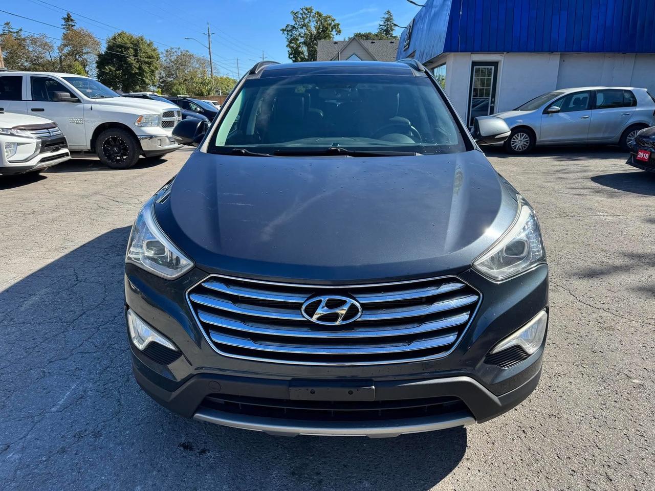 2016 Hyundai Santa Fe XL AWD 4dr 3.3L Auto Limited w/6-Passenger - Photo #3