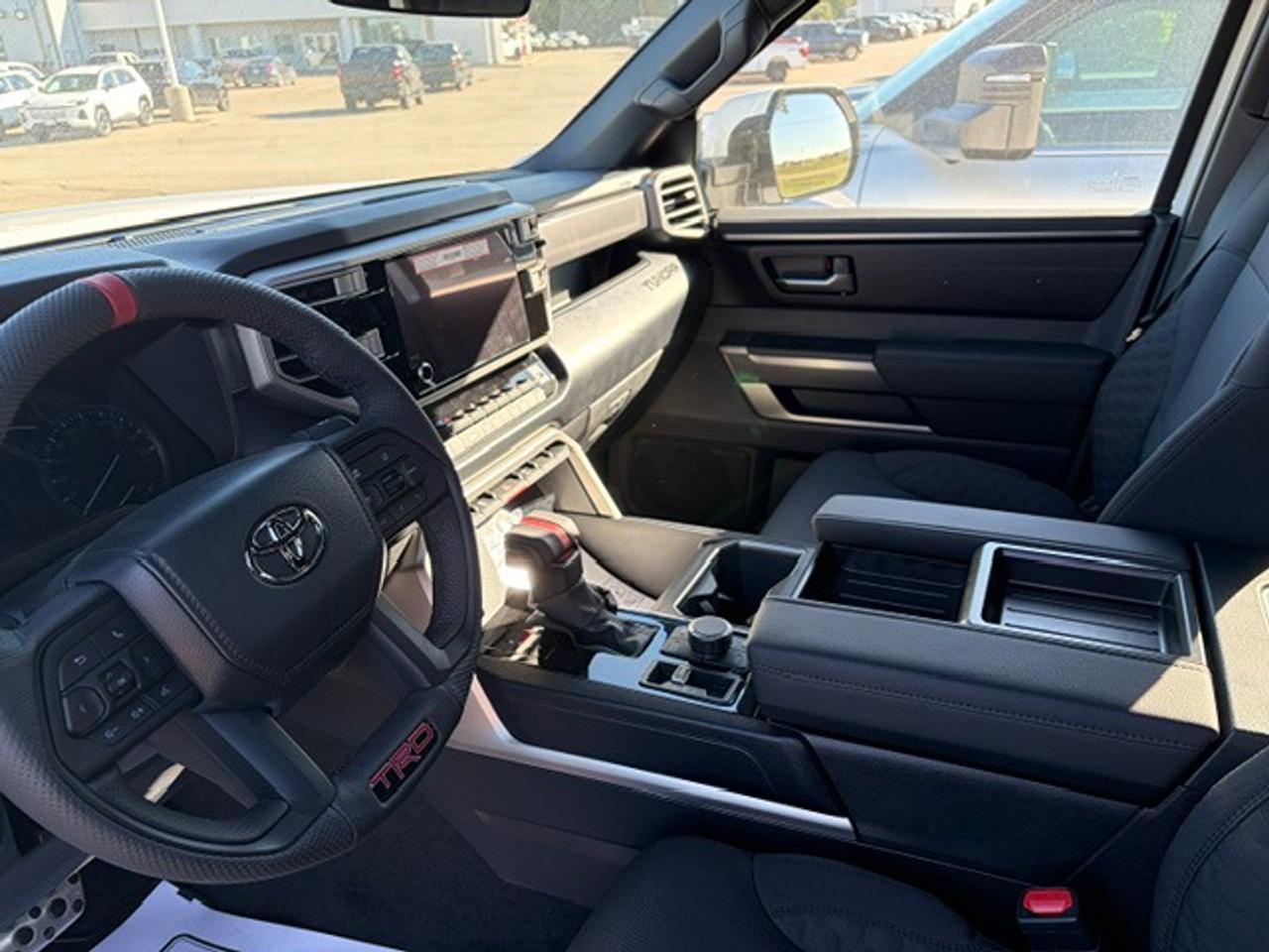 2026 Toyota Tundra TRD OFF ROAD LONGBOX Photo