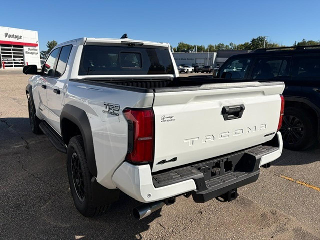 2026 Toyota Tacoma Double Cab HYBRID OFF ROAD DOUBLE CAB Photo