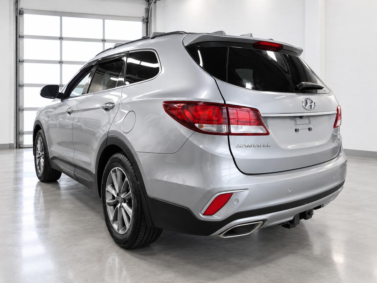 2017 Hyundai Santa Fe XL PREMIUM XL,AWD,7 PASS,DEALER MAINTAINED,0 CLAIM Photo