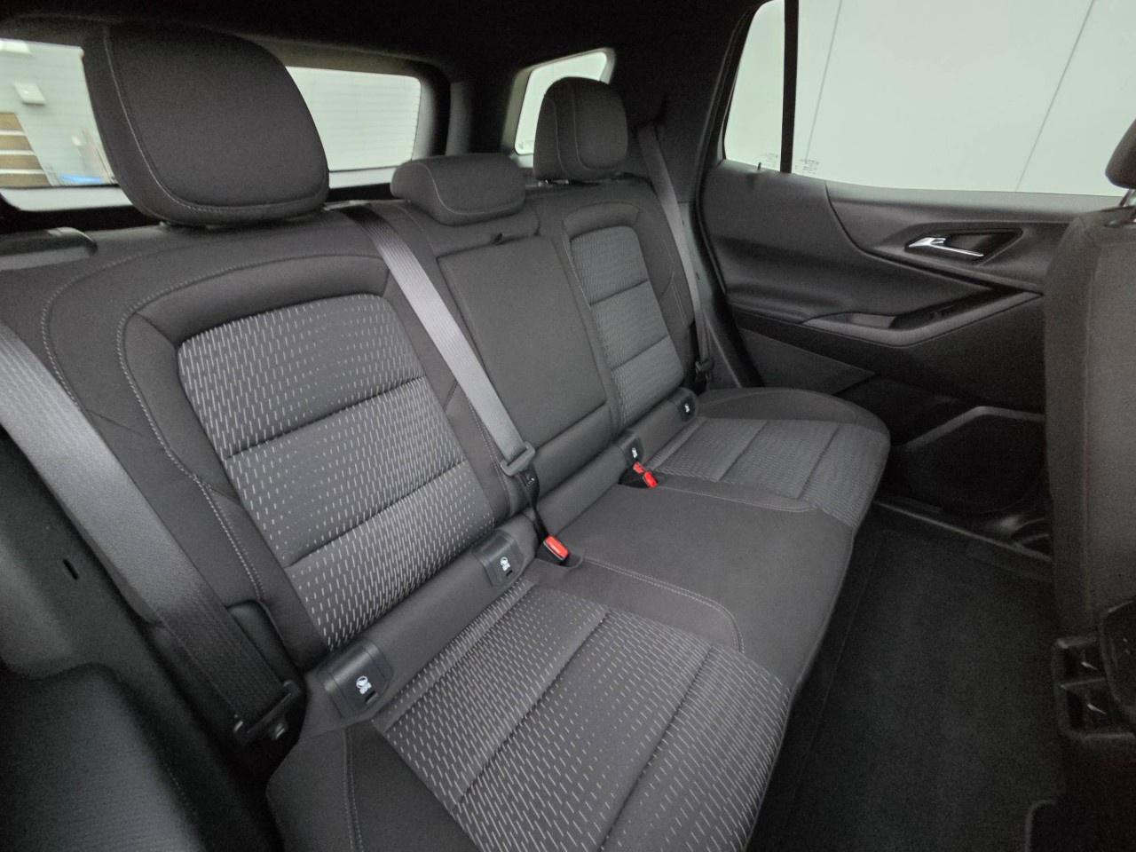 2026 Chevrolet Equinox AWD LT Photo