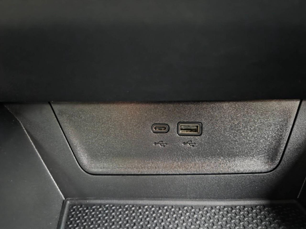 2026 Chevrolet Equinox AWD LT Photo