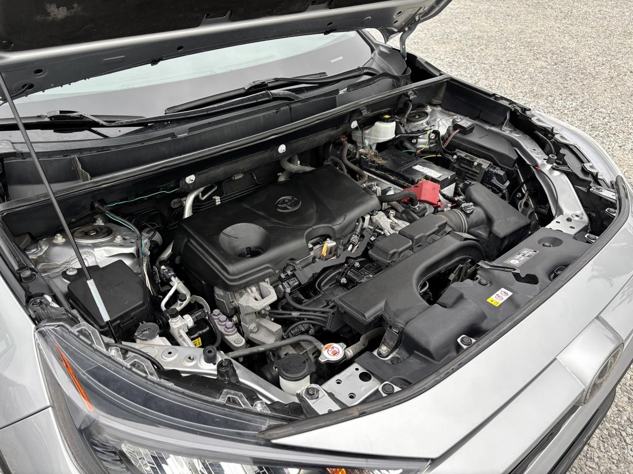2021 Toyota RAV4 LE ~CLEAN CARFAX~ Photo
