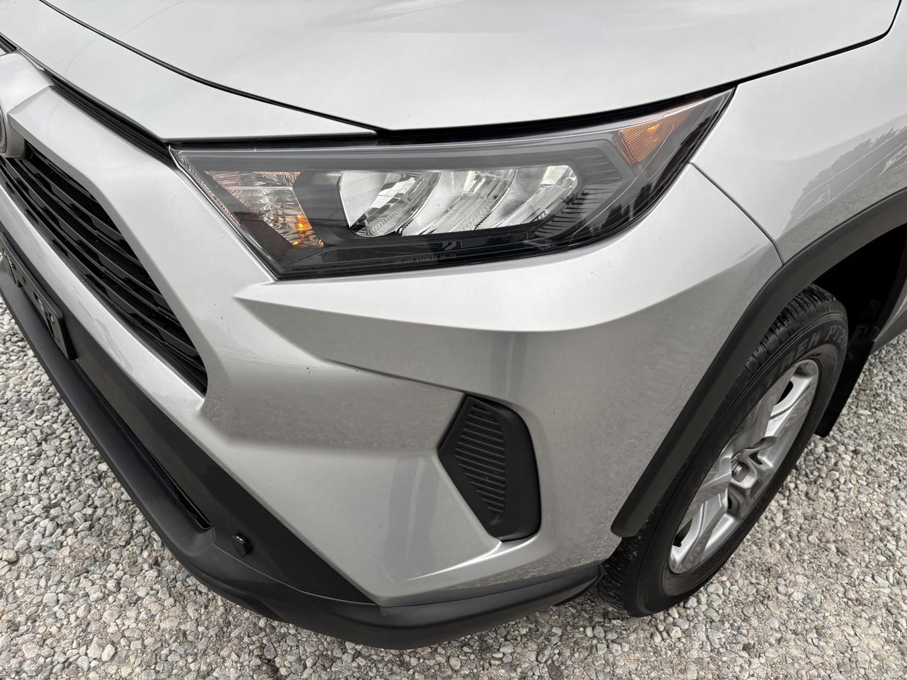 2021 Toyota RAV4 LE ~CLEAN CARFAX~ Photo
