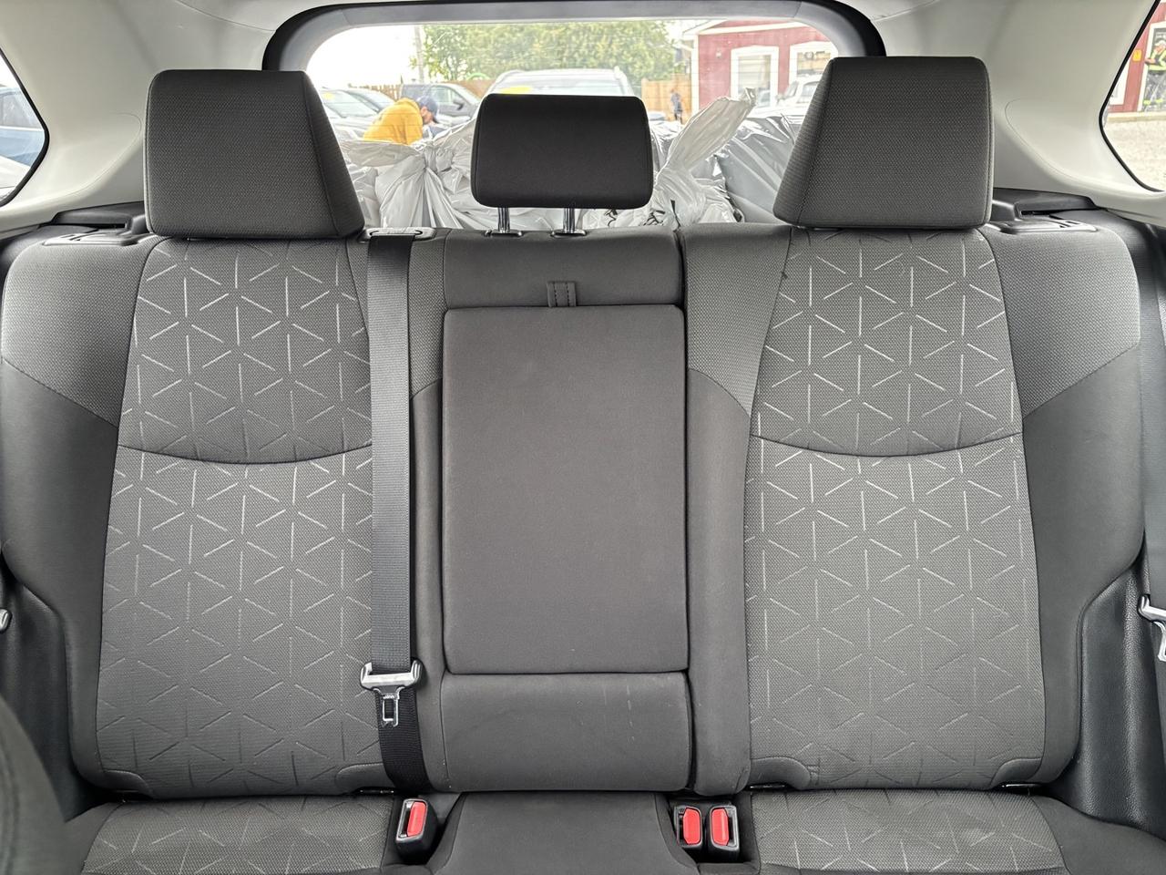 2021 Toyota RAV4 LE ~CLEAN CARFAX~ Photo