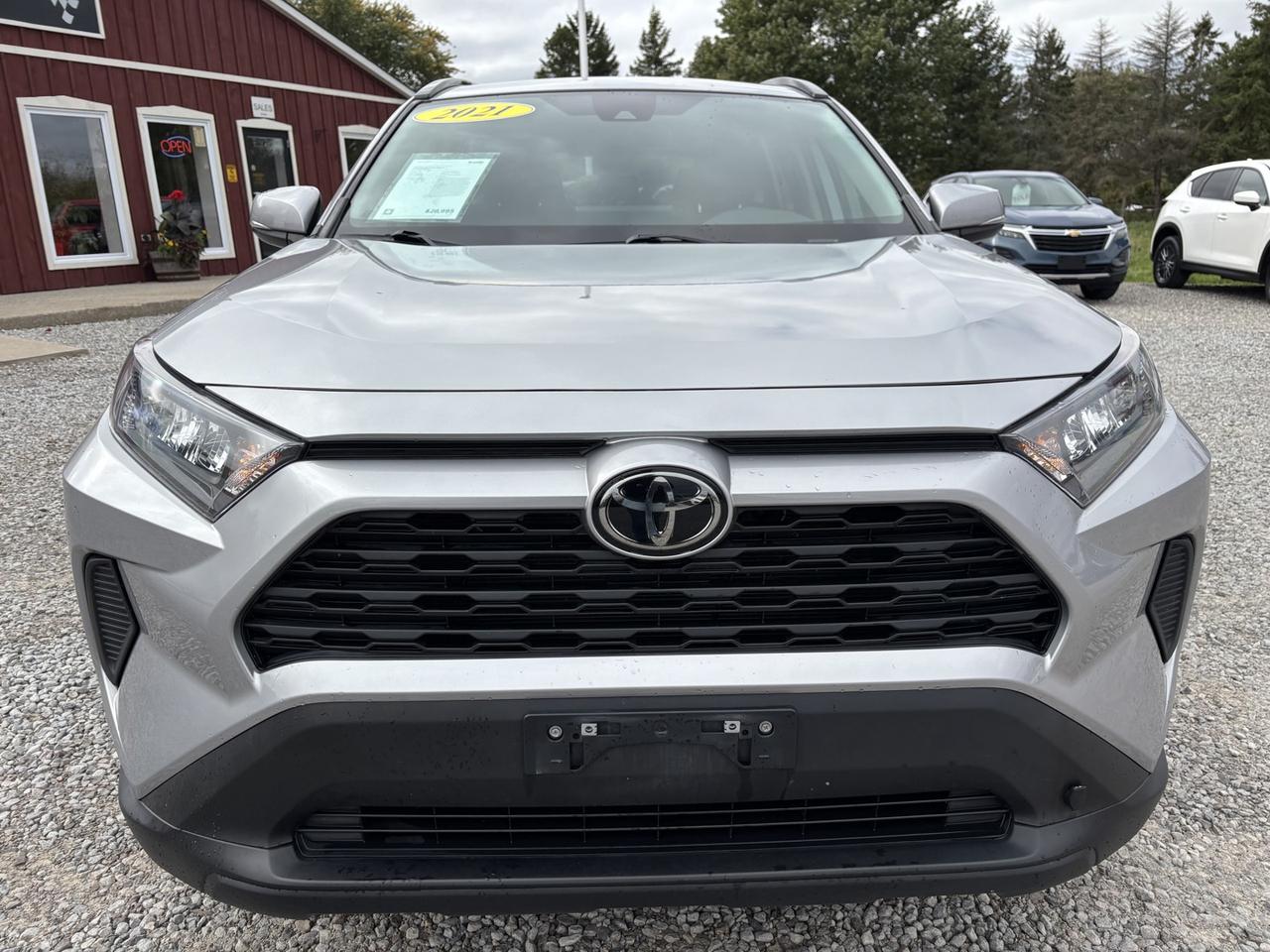 2021 Toyota RAV4 LE ~CLEAN CARFAX~ Photo