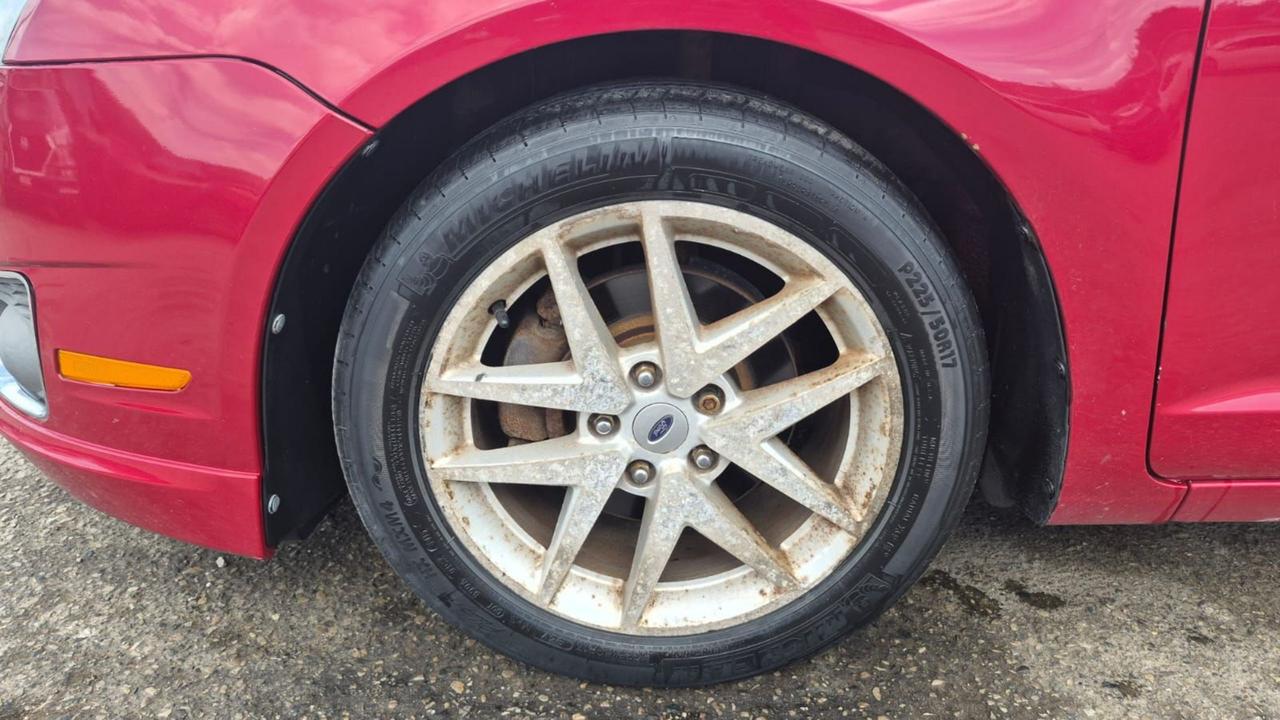2010 Ford Fusion SEL, AS IS SPECIAL, RUNS GREAT, RUSTY ROCKERS Photo