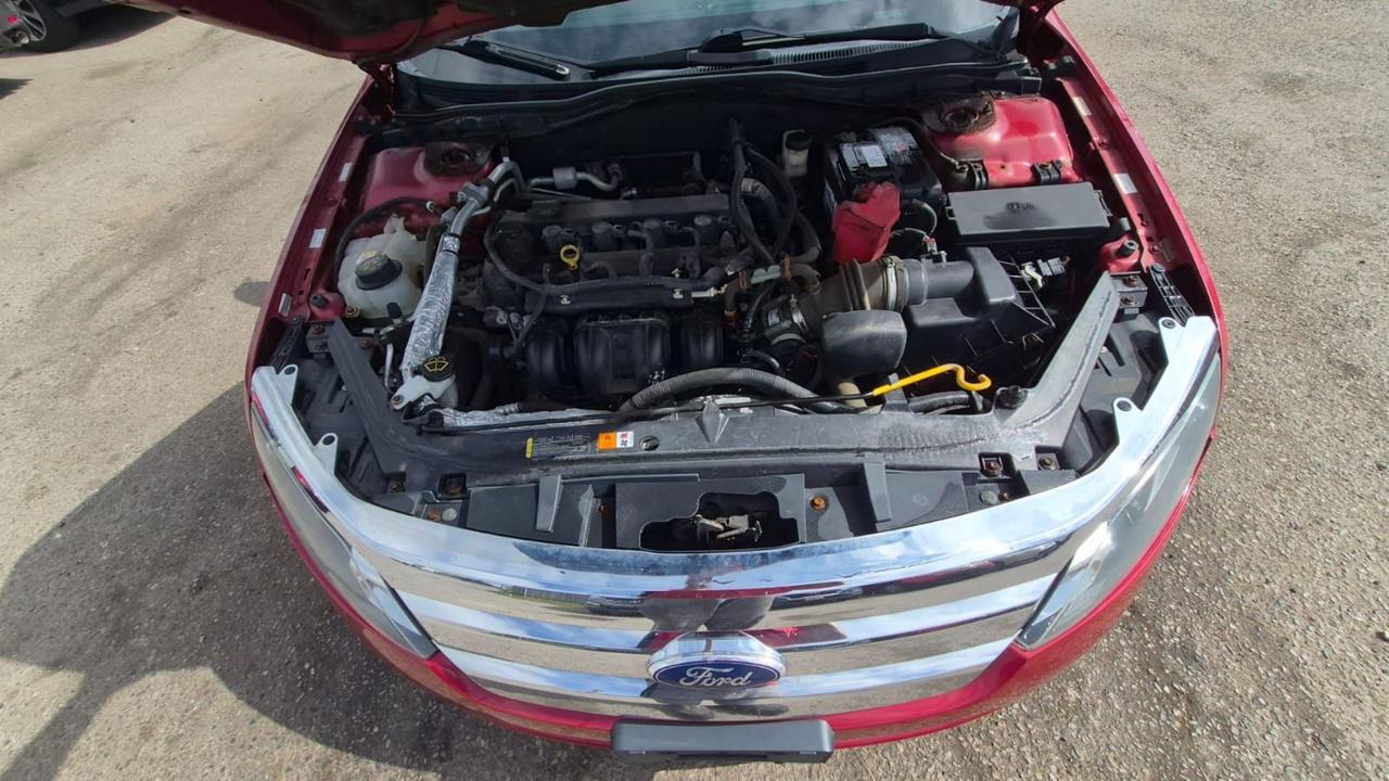 2010 Ford Fusion SEL, AS IS SPECIAL, RUNS GREAT, RUSTY ROCKERS Photo
