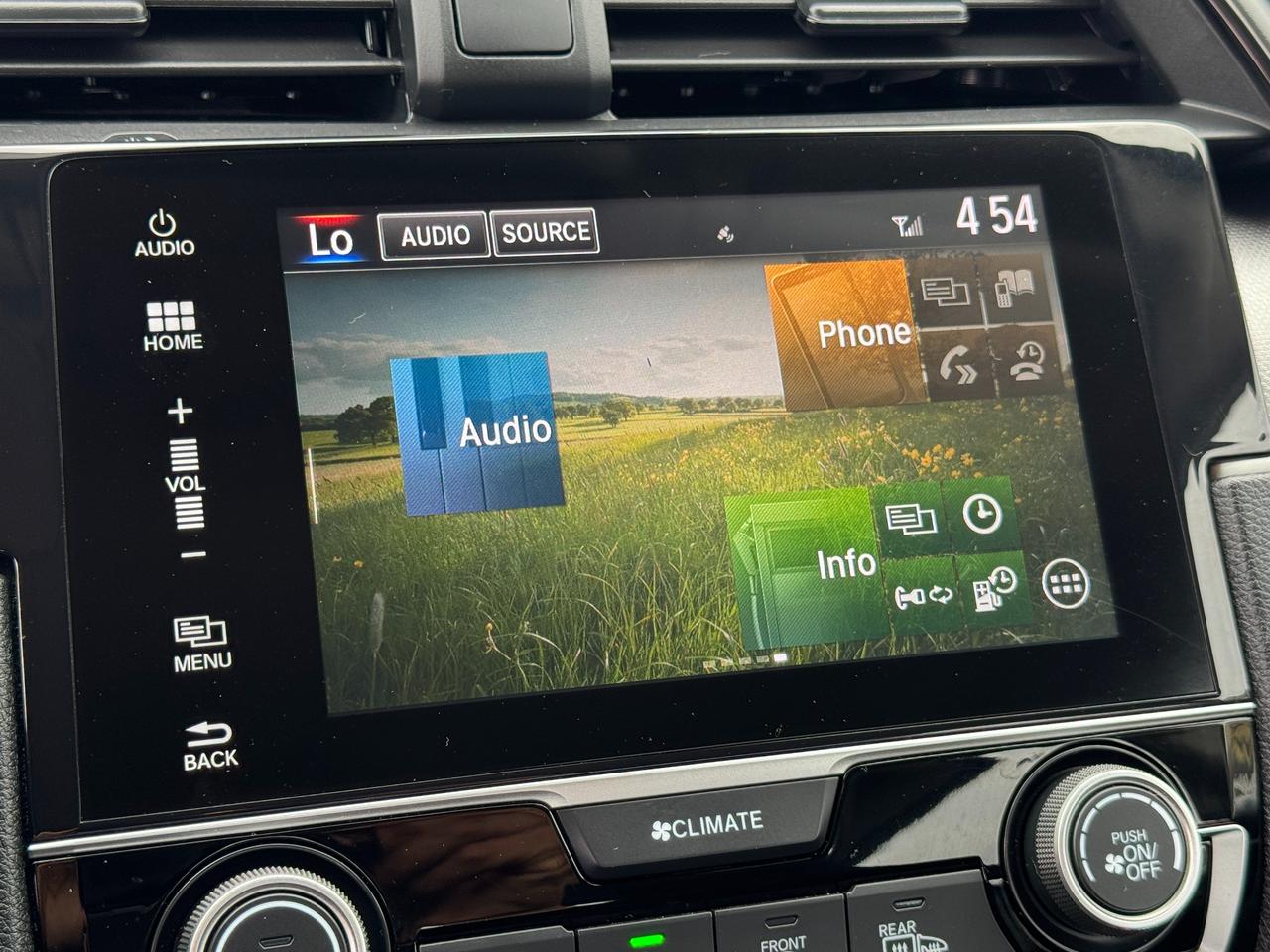 2018 Honda Civic SE+CLEAN CARFAX+Remote Start+Adpative Cruise Photo
