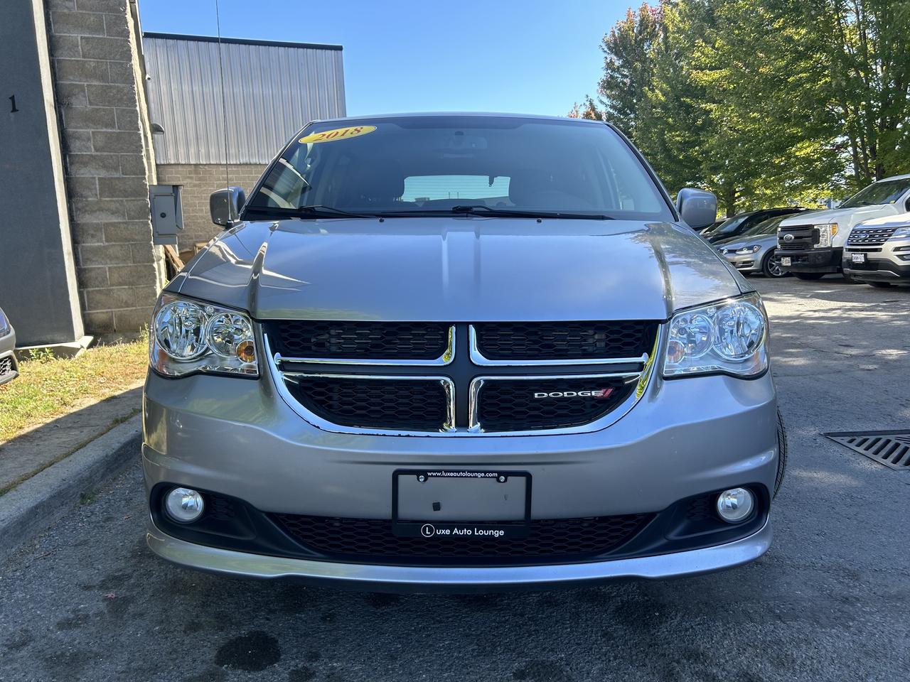 2018 Dodge Grand Caravan Crew Plus - B/U CAM, NAV, STOW 'N GO & MORE!! Photo