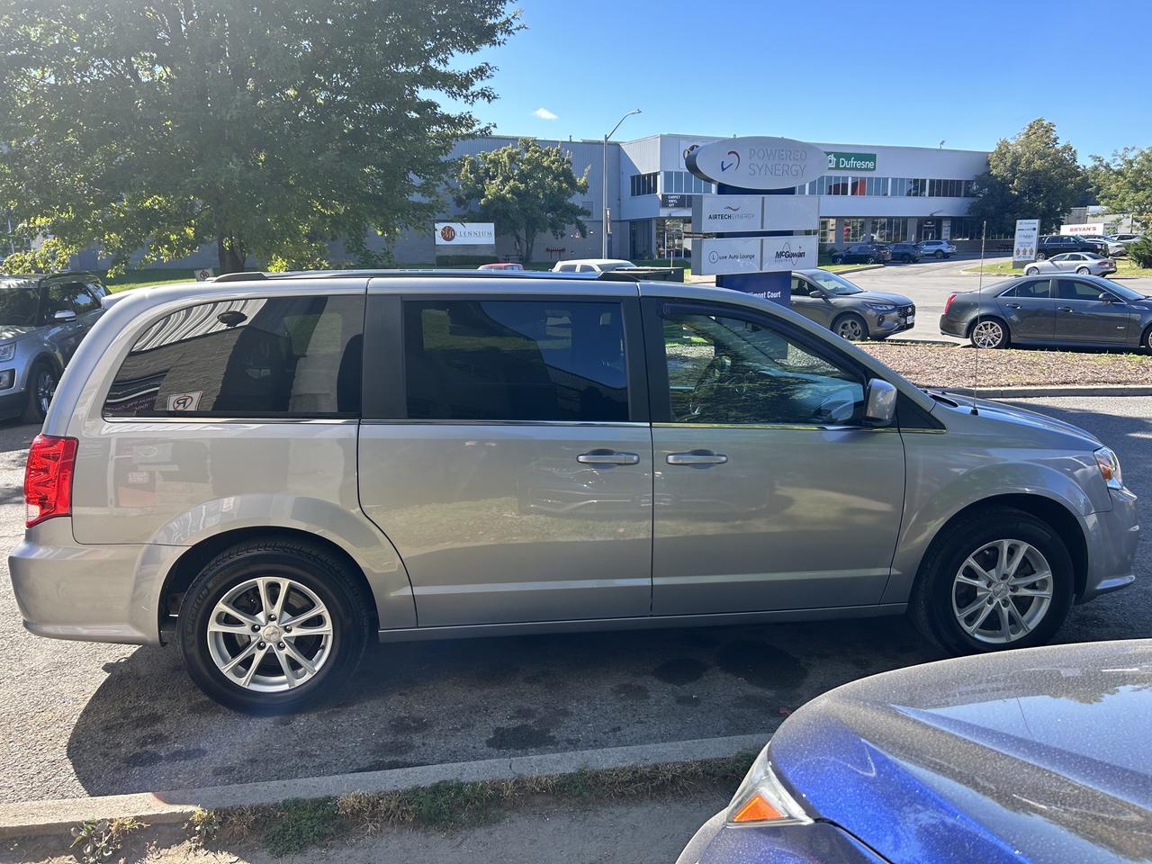 2018 Dodge Grand Caravan Crew Plus - B/U CAM, NAV, STOW 'N GO & MORE!! Photo