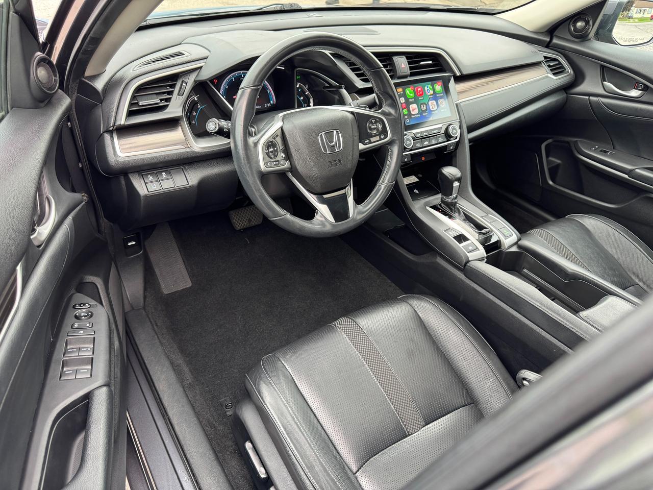 2019 Honda Civic Touring+Roof+Leather+Remote Start+Adaptive Cruise Photo