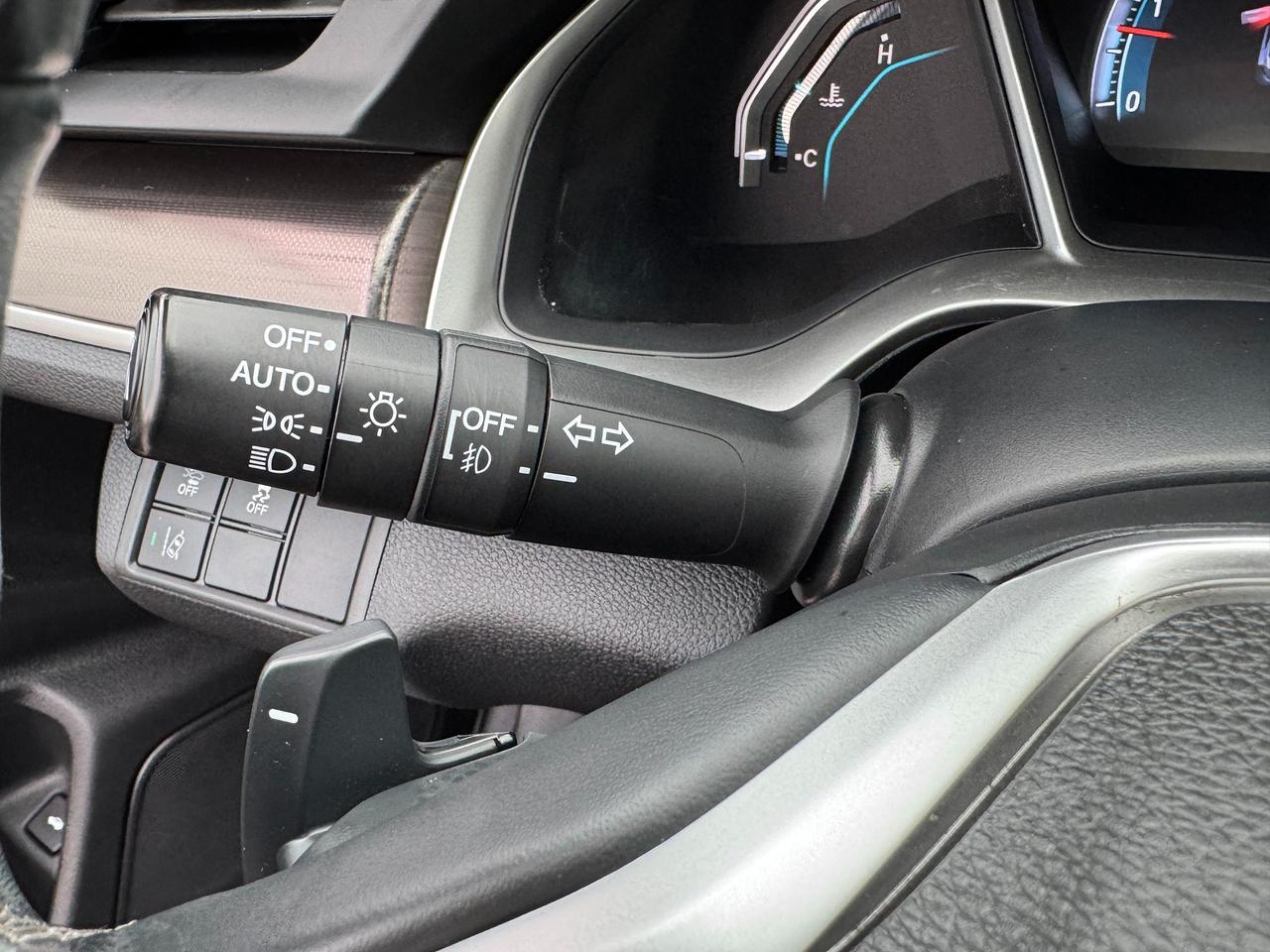 2019 Honda Civic Touring+Roof+Leather+Remote Start+Adaptive Cruise Photo