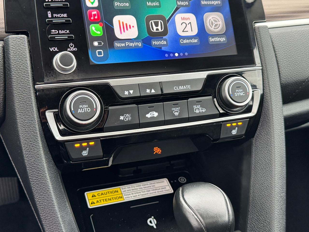 2019 Honda Civic Touring+Roof+Leather+Remote Start+Adaptive Cruise Photo