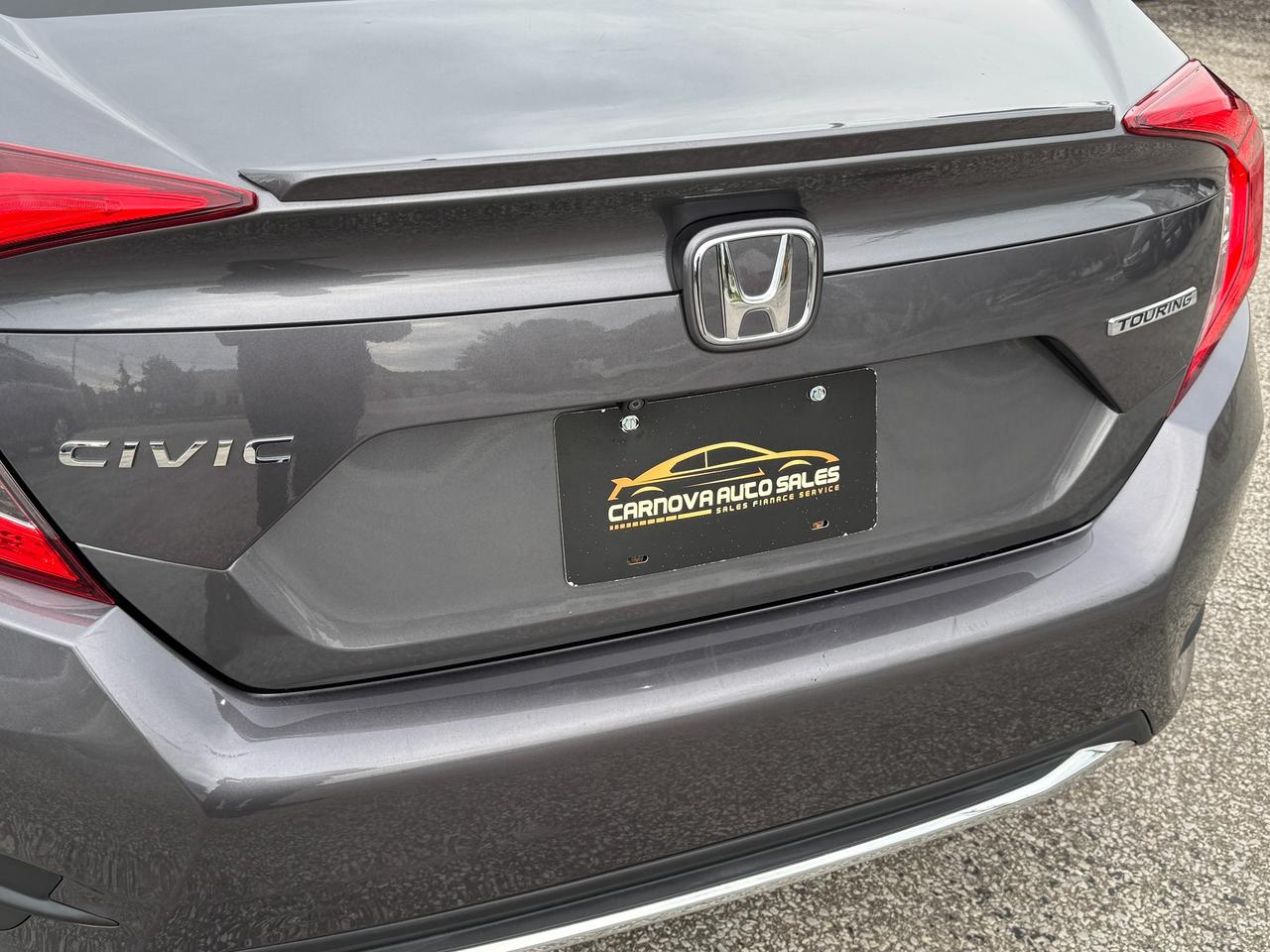 2019 Honda Civic Touring+Roof+Leather+Remote Start+Adaptive Cruise Photo