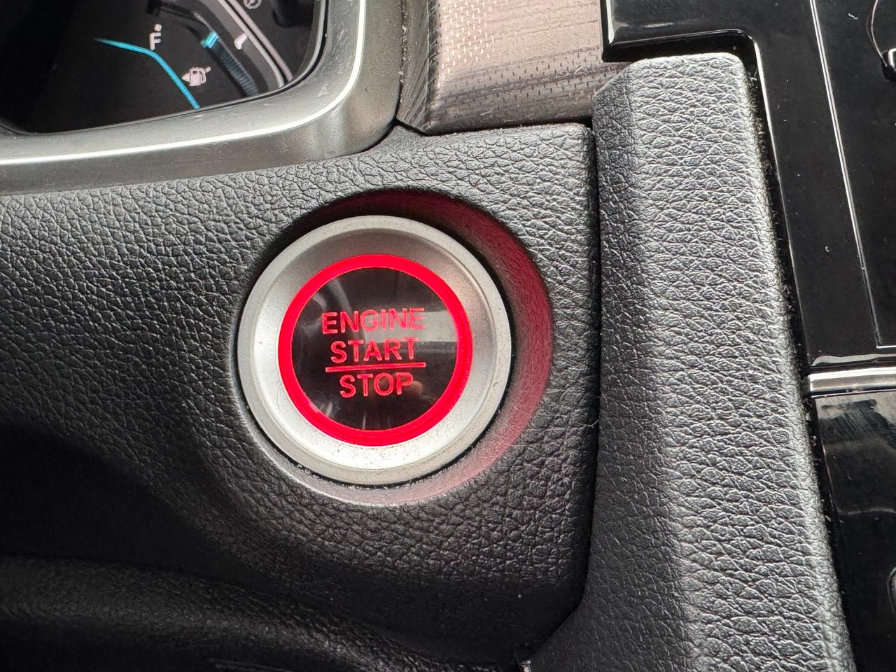 2019 Honda Civic Touring+Roof+Leather+Remote Start+Adaptive Cruise Photo