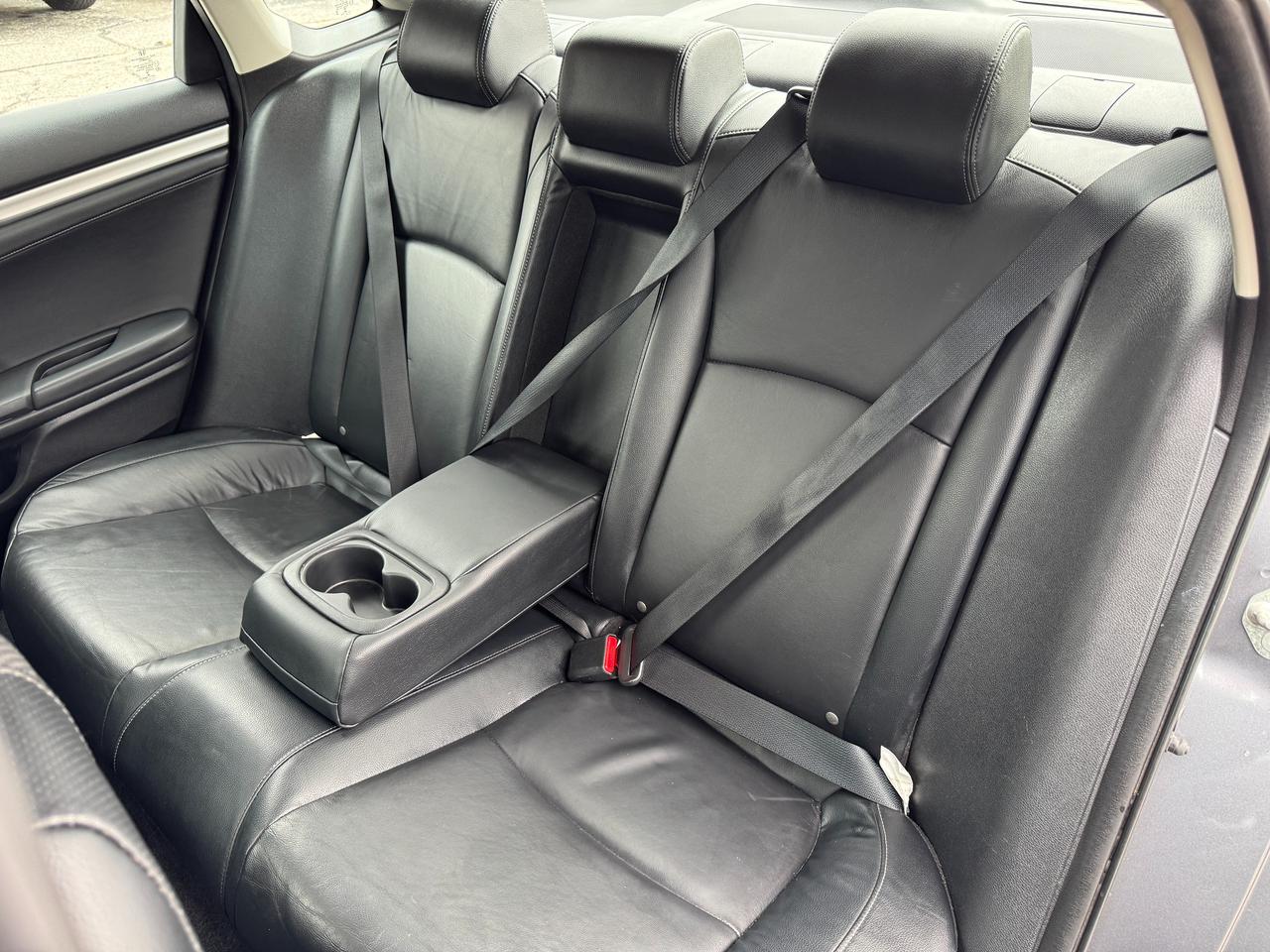 2019 Honda Civic Touring+Roof+Leather+Remote Start+Adaptive Cruise Photo