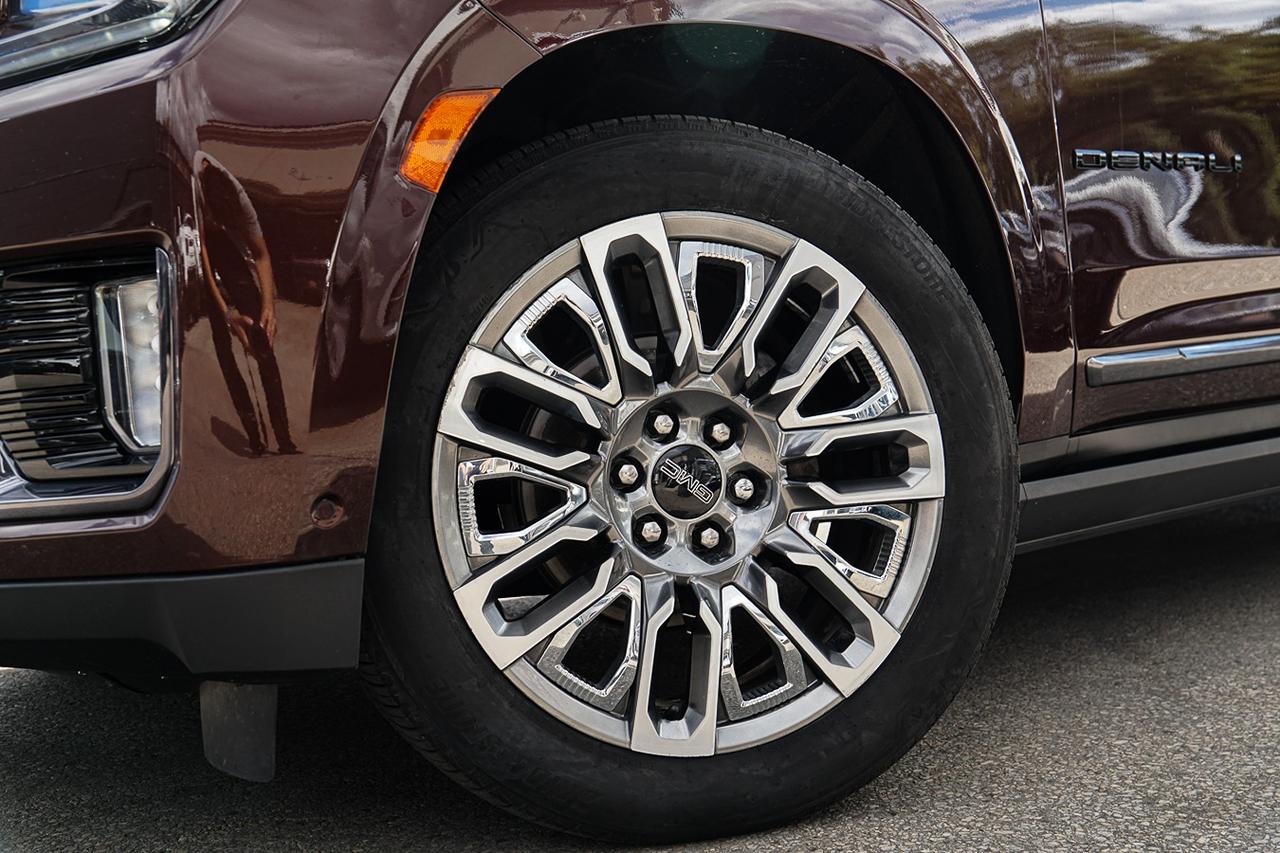 2023 GMC Yukon Denali Ultimate |7 PASS|FULLY LOADED|HUD|BOSE|PANO Photo