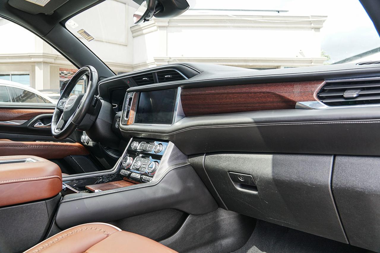 2023 GMC Yukon Denali Ultimate |7 PASS|FULLY LOADED|HUD|BOSE|PANO Photo