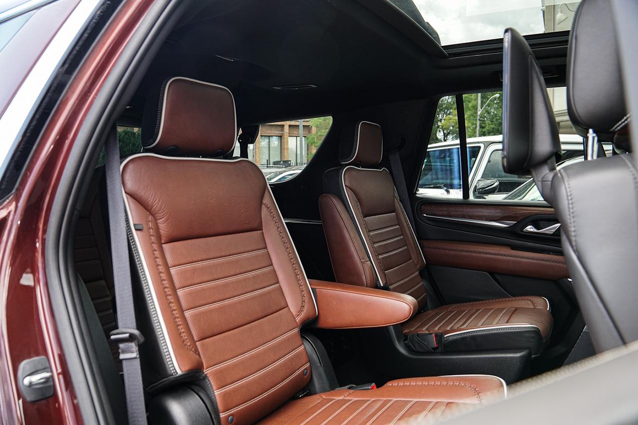 2023 GMC Yukon Denali Ultimate |7 PASS|FULLY LOADED|HUD|BOSE|PANO Photo