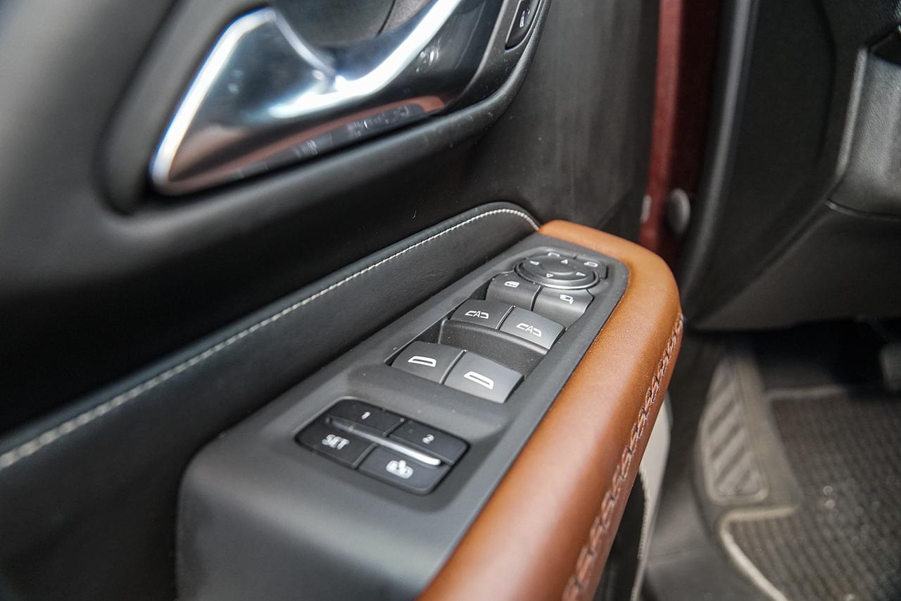 2023 GMC Yukon Denali Ultimate |7 PASS|FULLY LOADED|HUD|BOSE|PANO Photo
