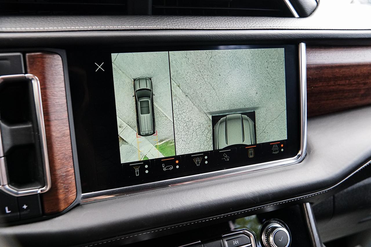 2023 GMC Yukon Denali Ultimate |7 PASS|FULLY LOADED|HUD|BOSE|PANO Photo