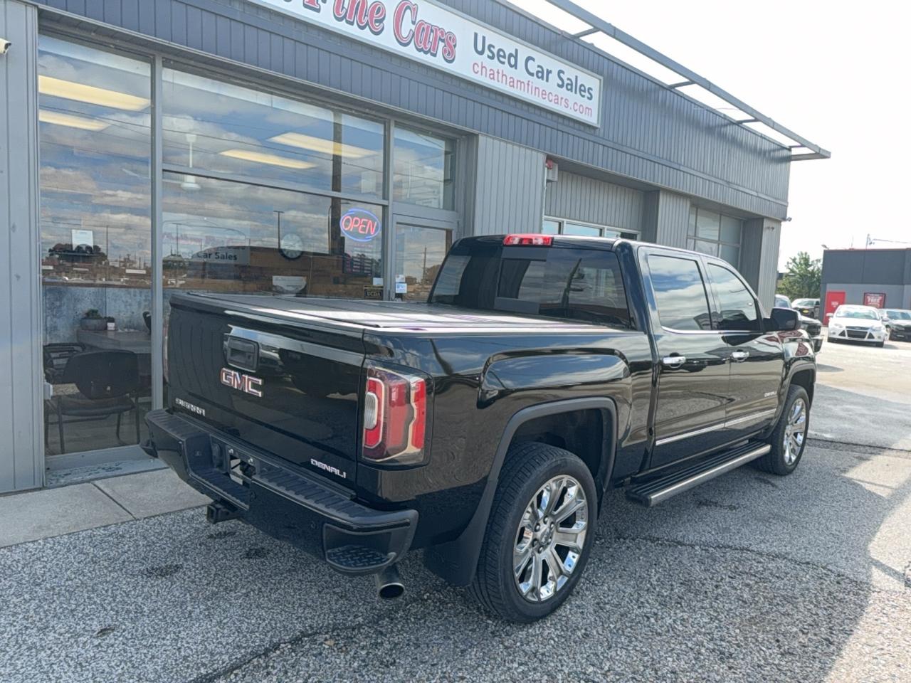 2018 GMC Sierra 1500 Denali - Photo #3