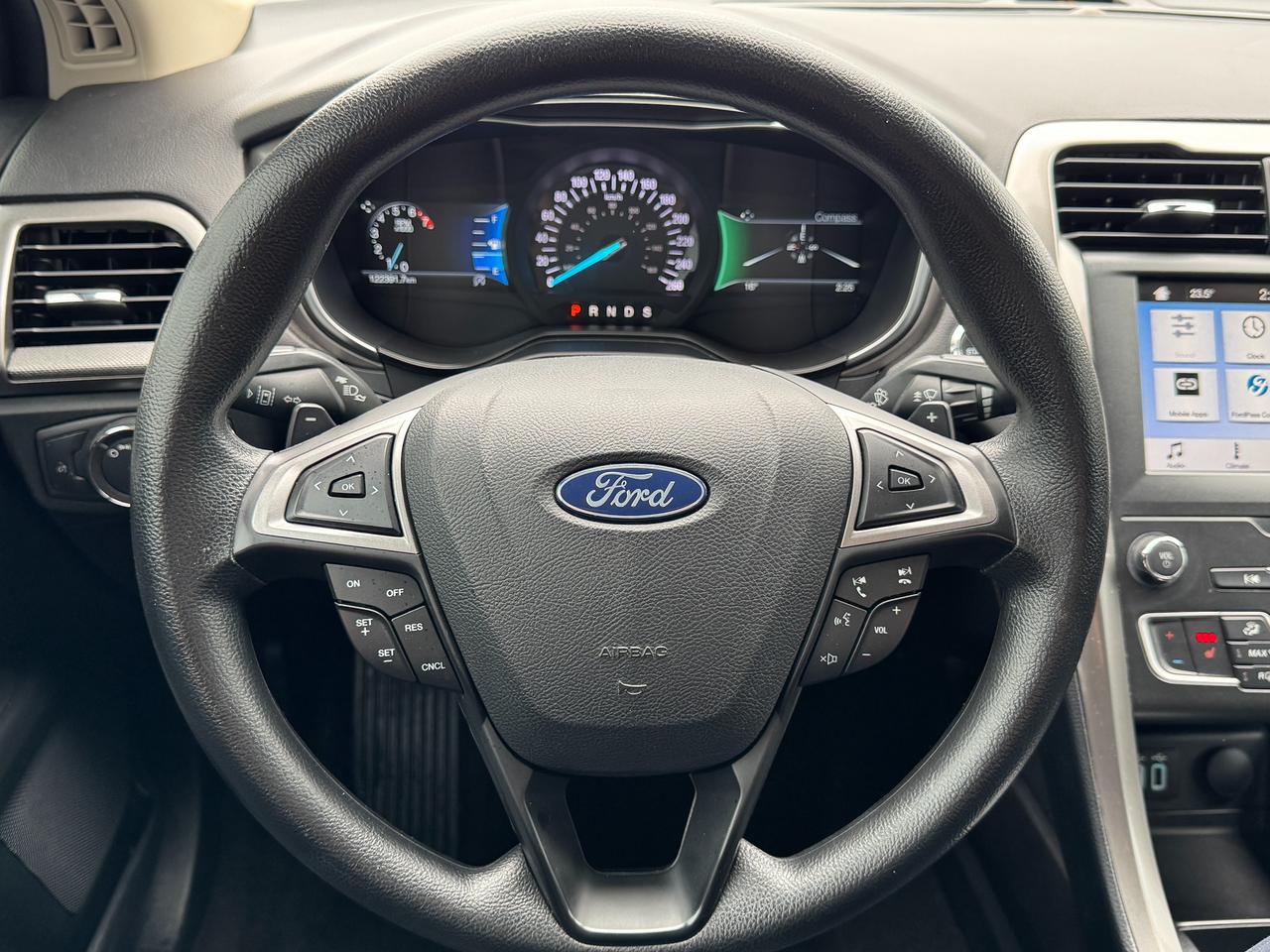 2019 Ford Fusion SE+CLEAN CARFAX+APPLEPLAY+A/C Photo