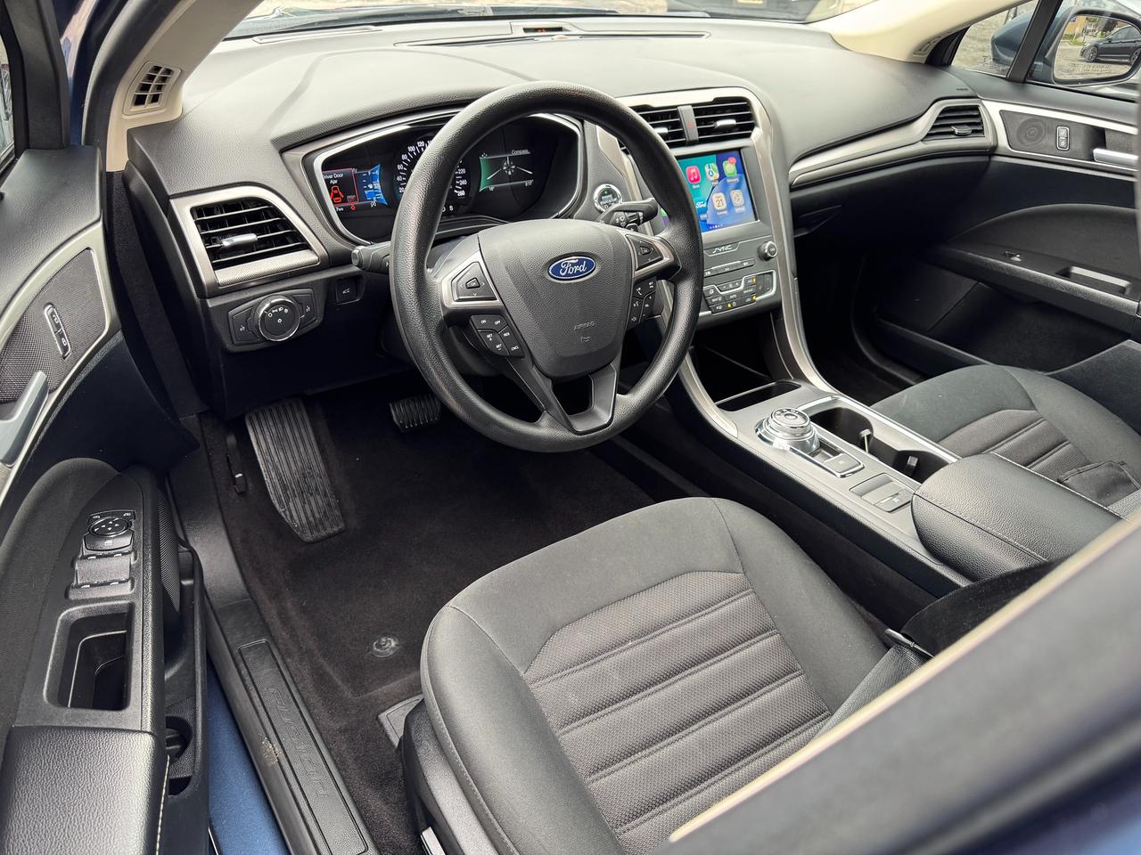 2019 Ford Fusion SE+CLEAN CARFAX+APPLEPLAY+A/C Photo