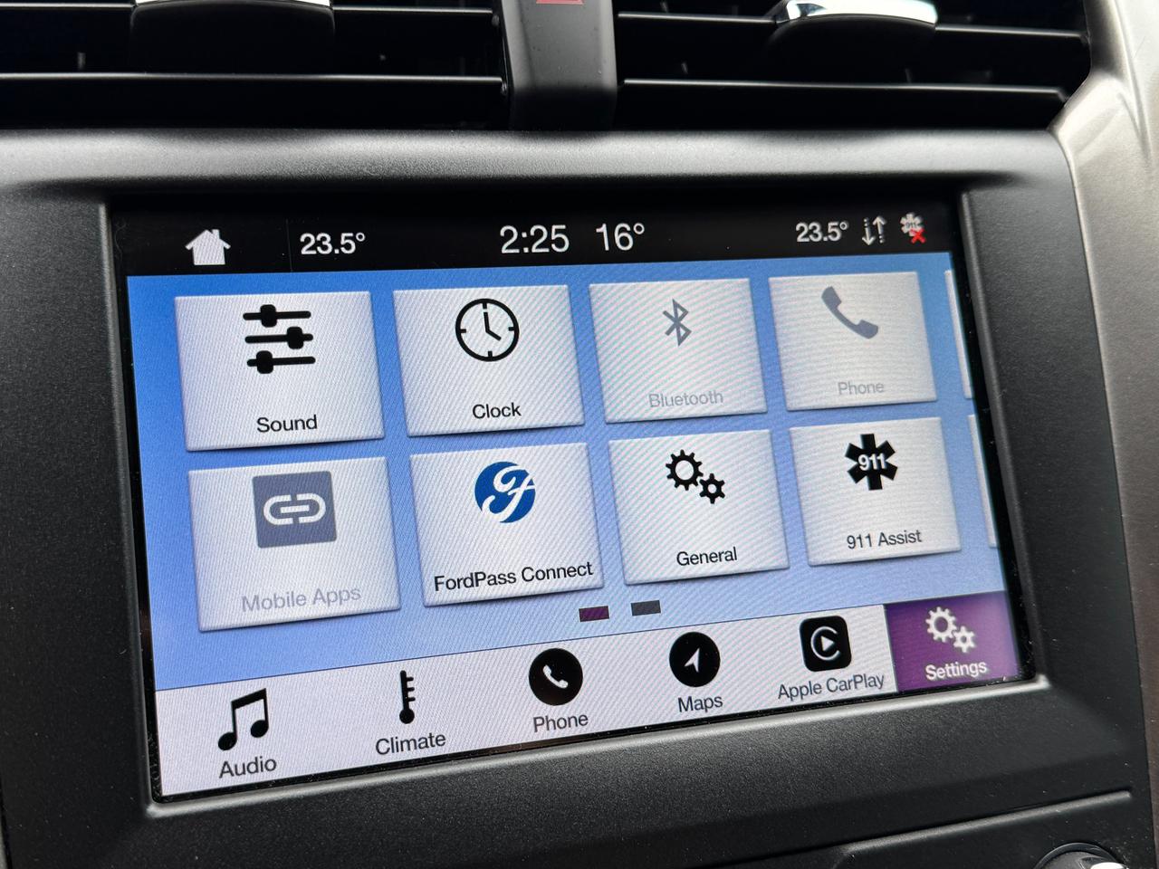 2019 Ford Fusion SE+CLEAN CARFAX+APPLEPLAY+A/C Photo