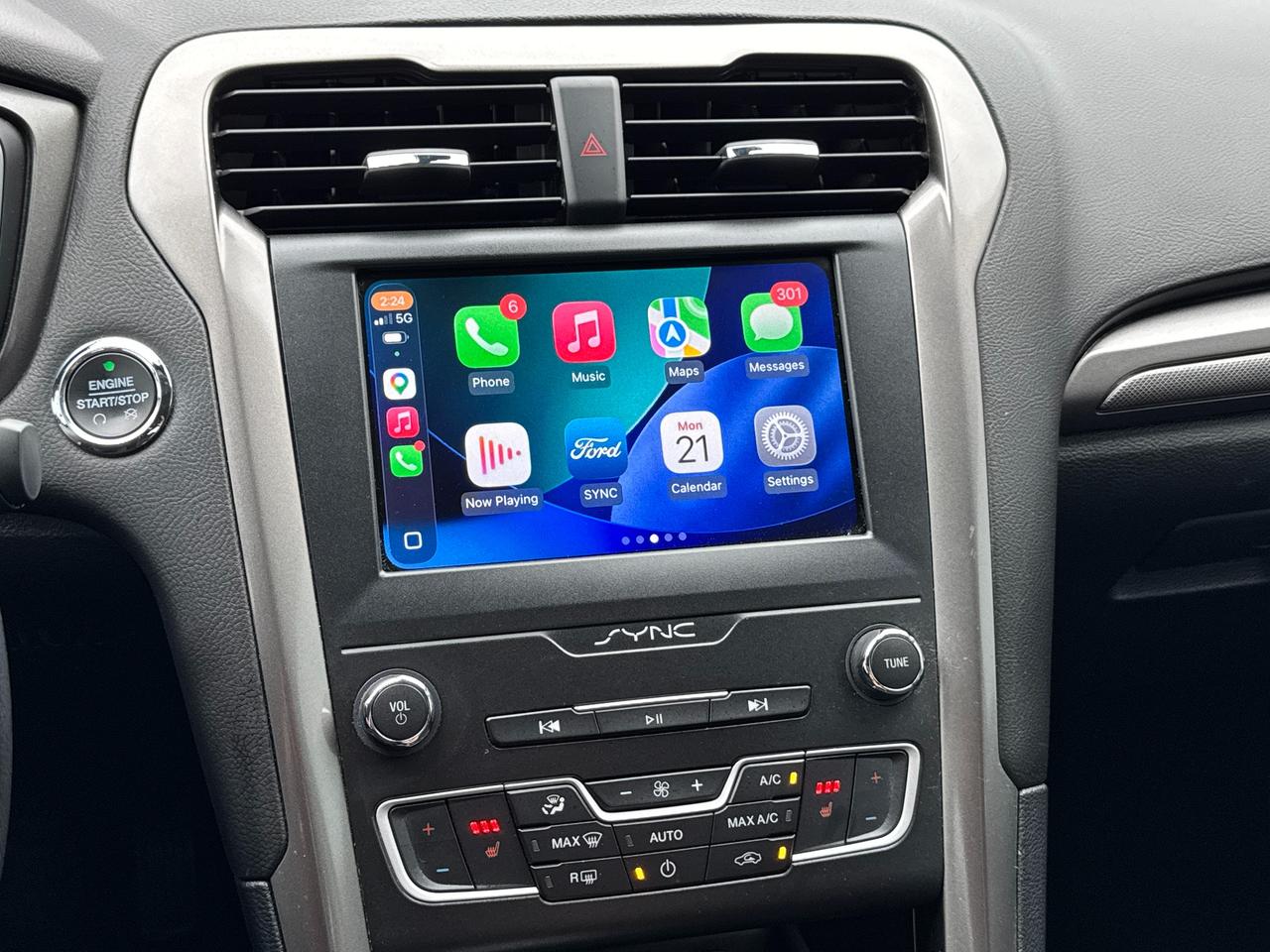 2019 Ford Fusion SE+CLEAN CARFAX+APPLEPLAY+A/C Photo