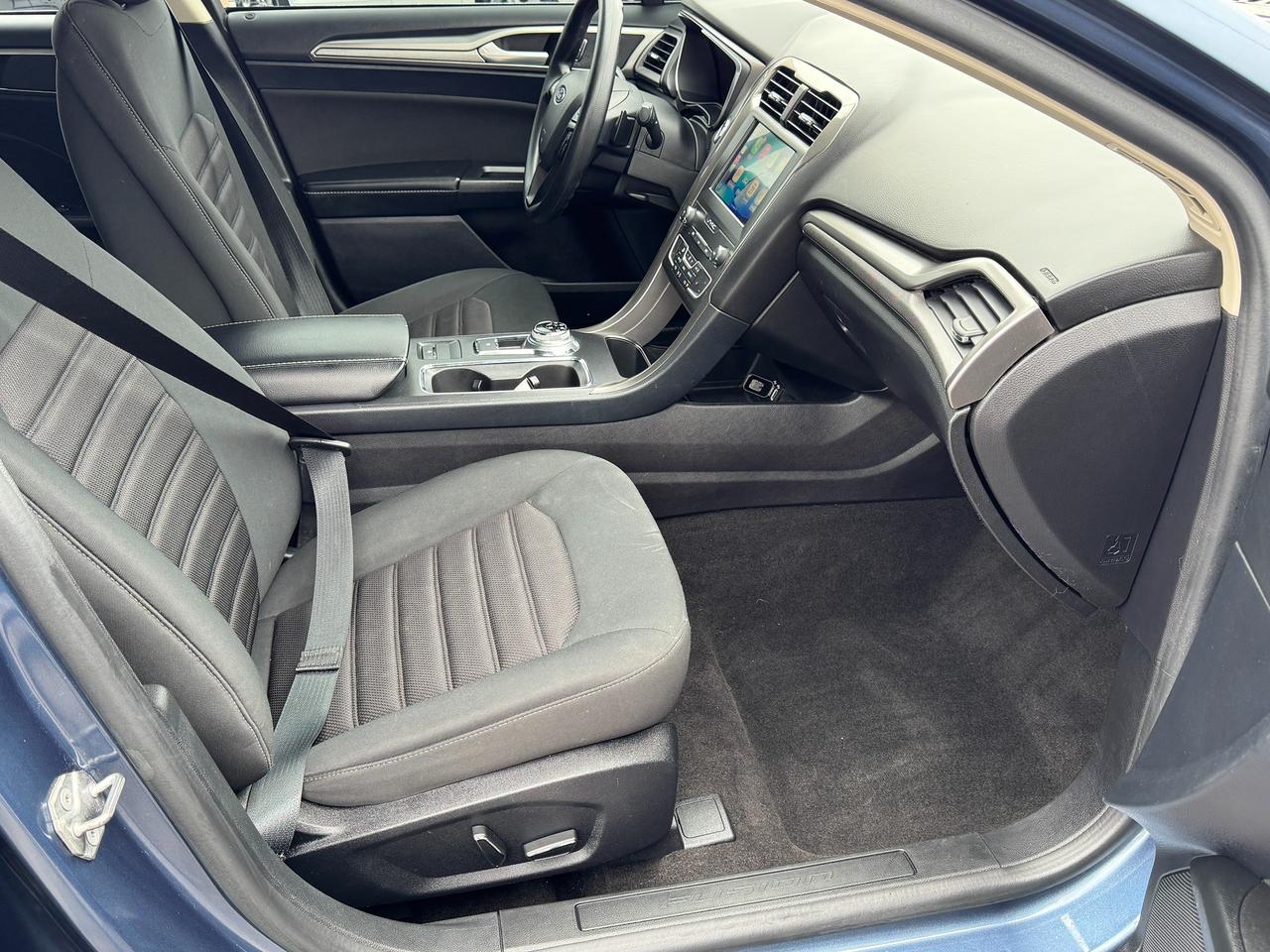 2019 Ford Fusion SE+CLEAN CARFAX+APPLEPLAY+A/C Photo
