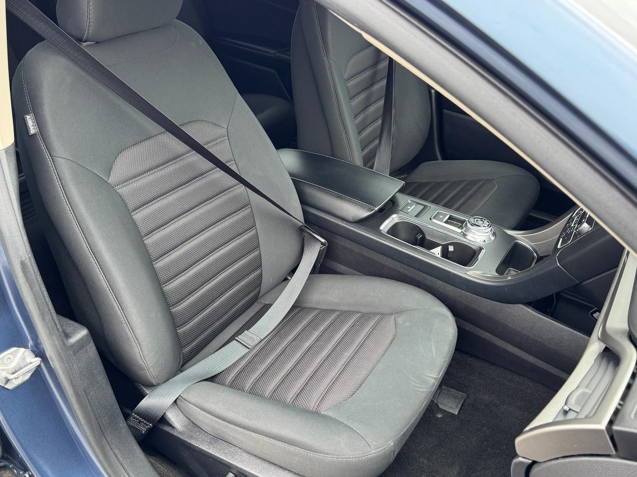 2019 Ford Fusion SE+CLEAN CARFAX+APPLEPLAY+A/C Photo