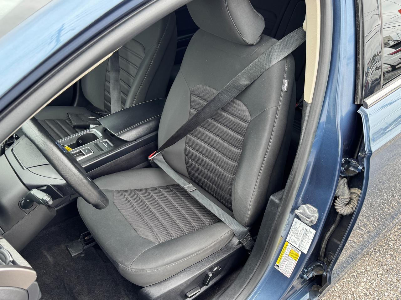 2019 Ford Fusion SE+CLEAN CARFAX+APPLEPLAY+A/C Photo