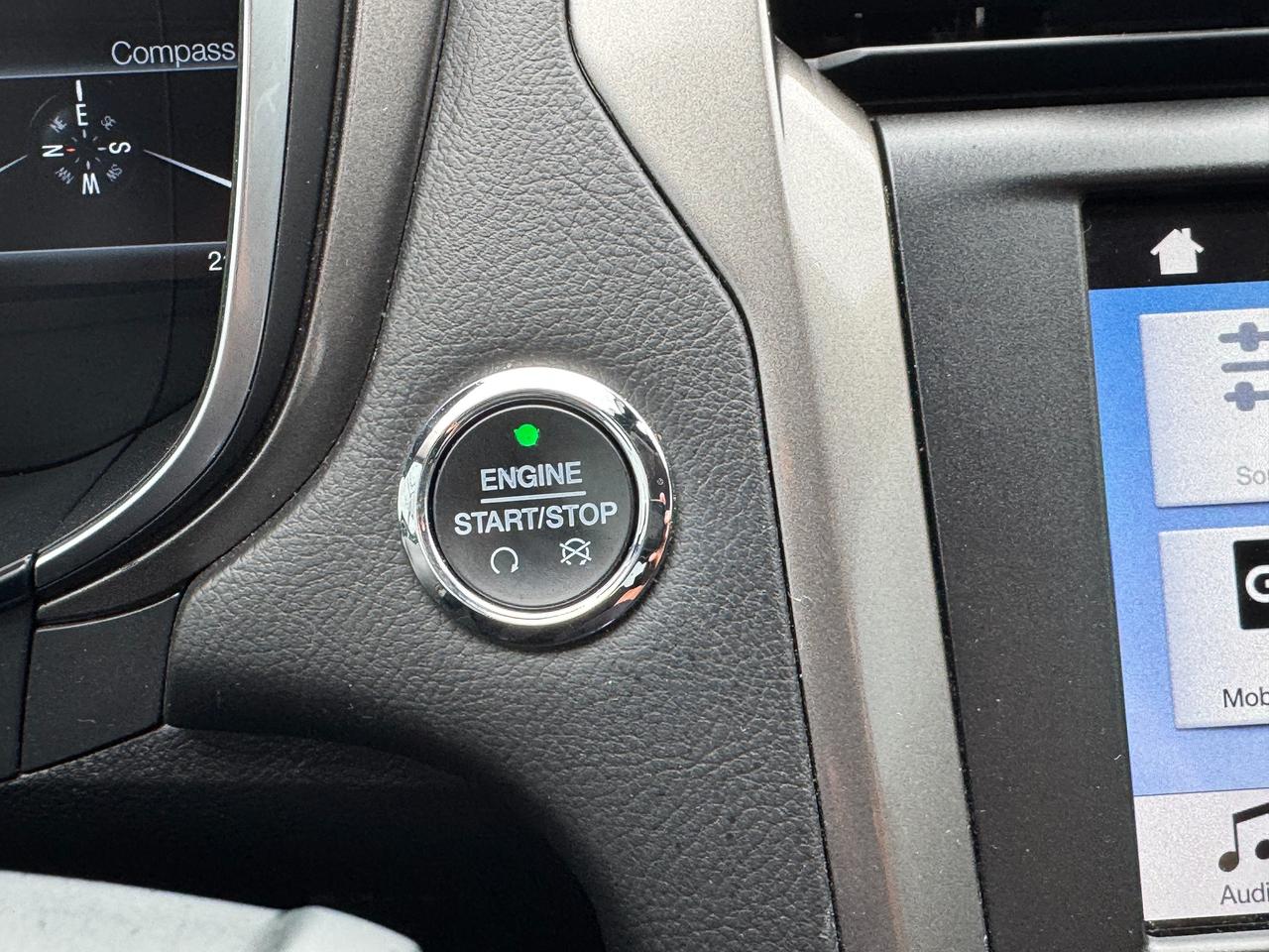2019 Ford Fusion SE+CLEAN CARFAX+APPLEPLAY+A/C Photo