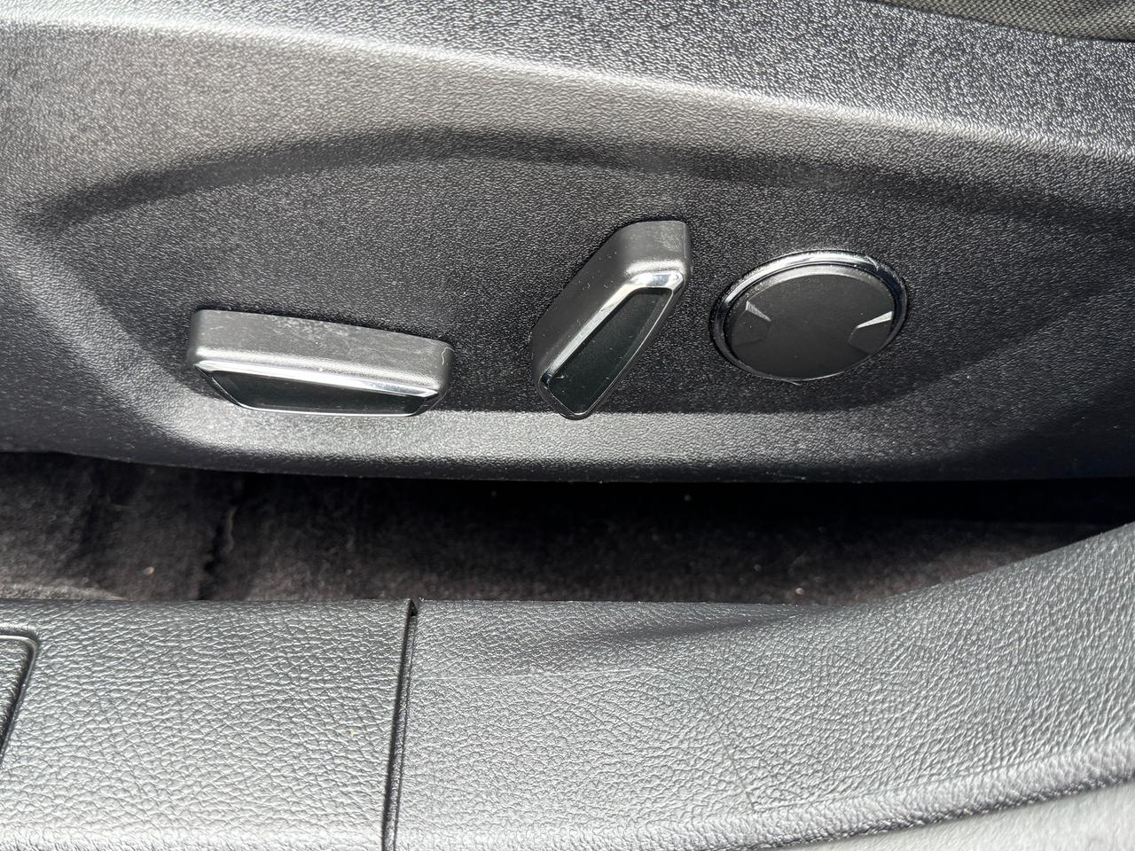 2019 Ford Fusion SE+CLEAN CARFAX+APPLEPLAY+A/C Photo