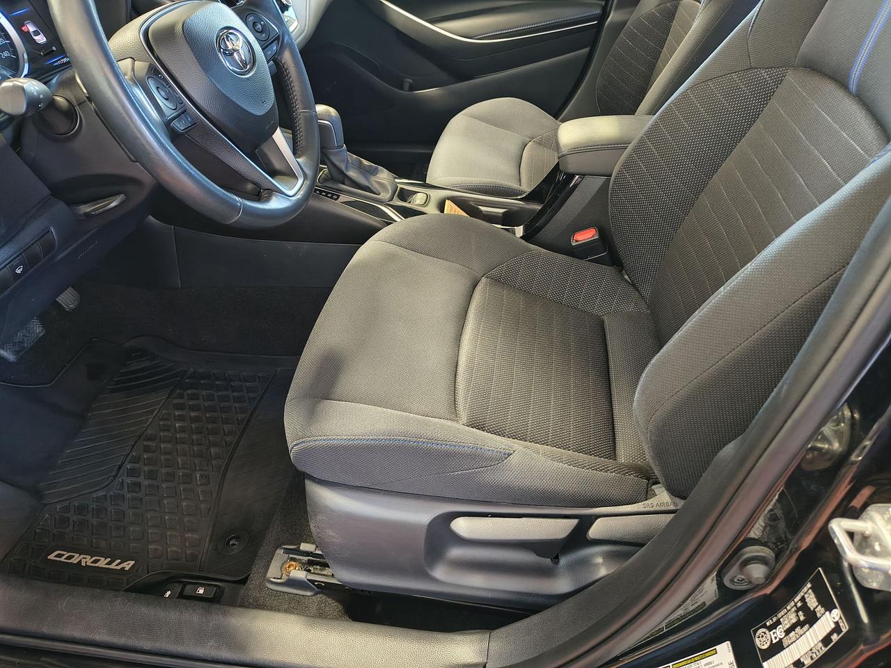 2020 Toyota Corolla SE Photo0