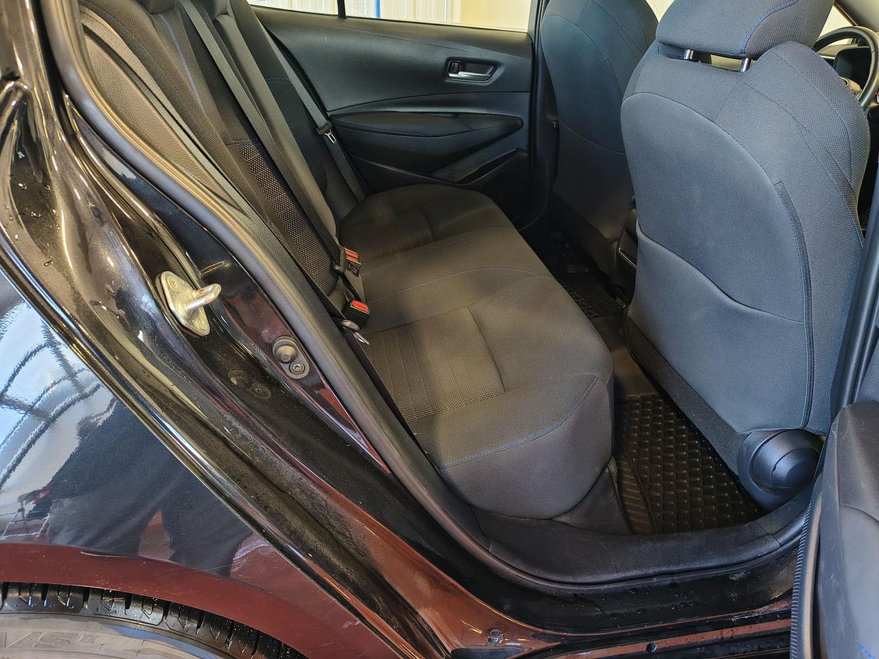 2020 Toyota Corolla SE Photo0