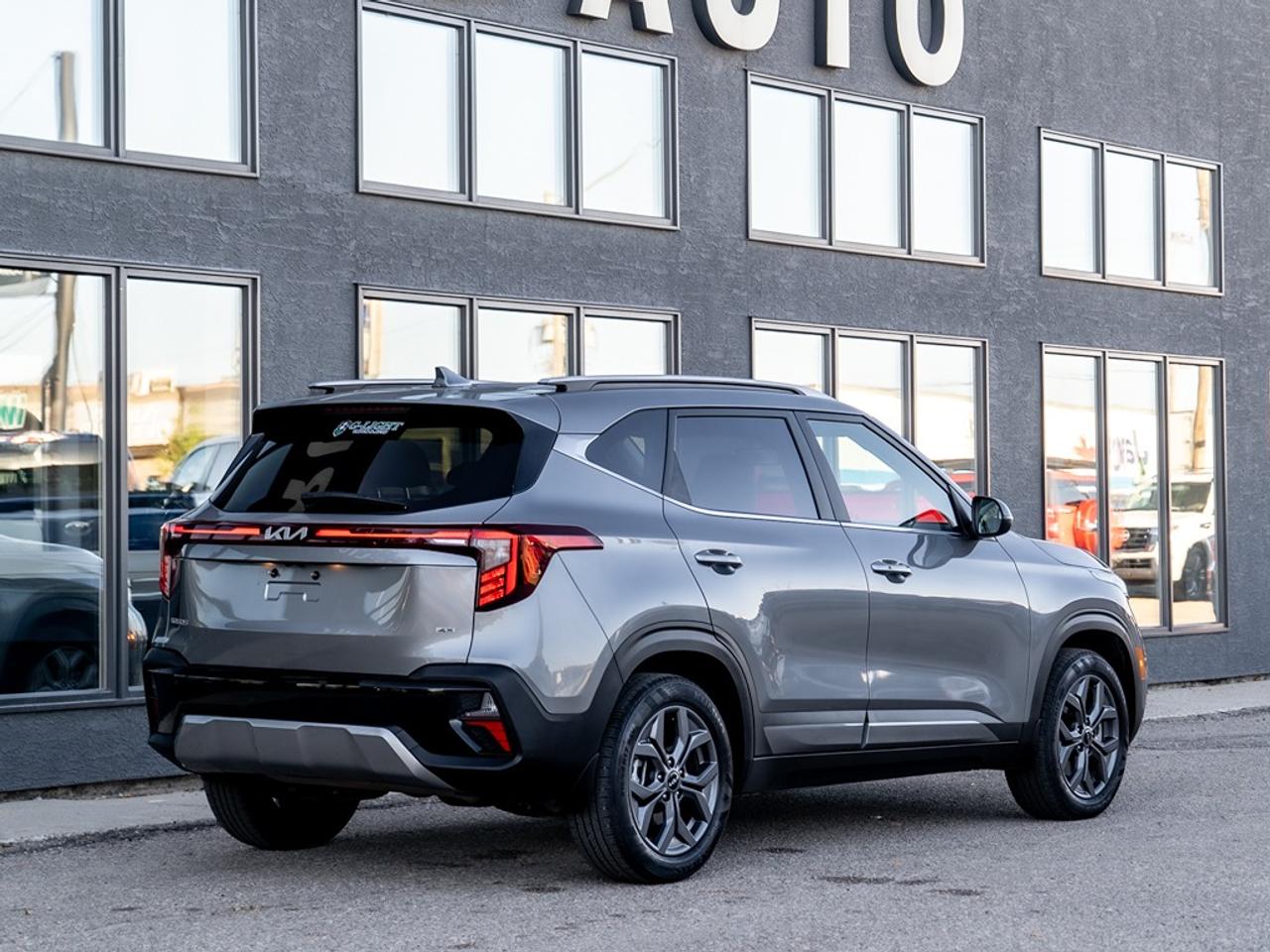 2025 Kia Seltos EX AWD Photo5