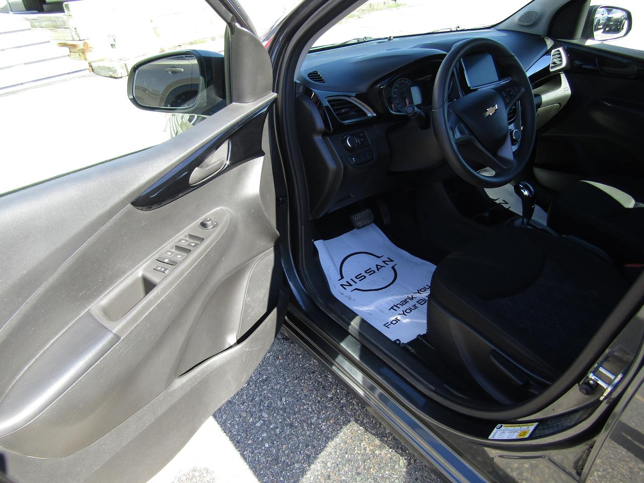 2021 Chevrolet Spark LT Photo