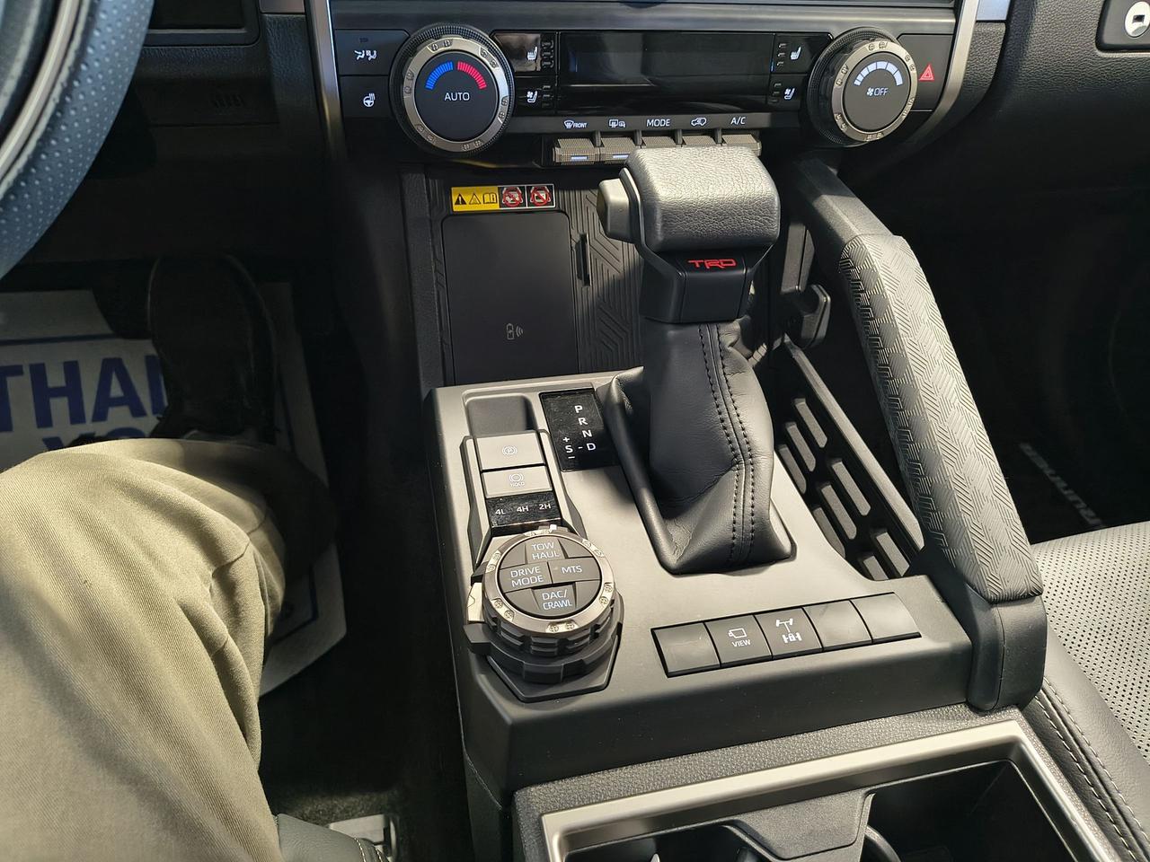 2025 Toyota 4Runner HYBRID Photo0