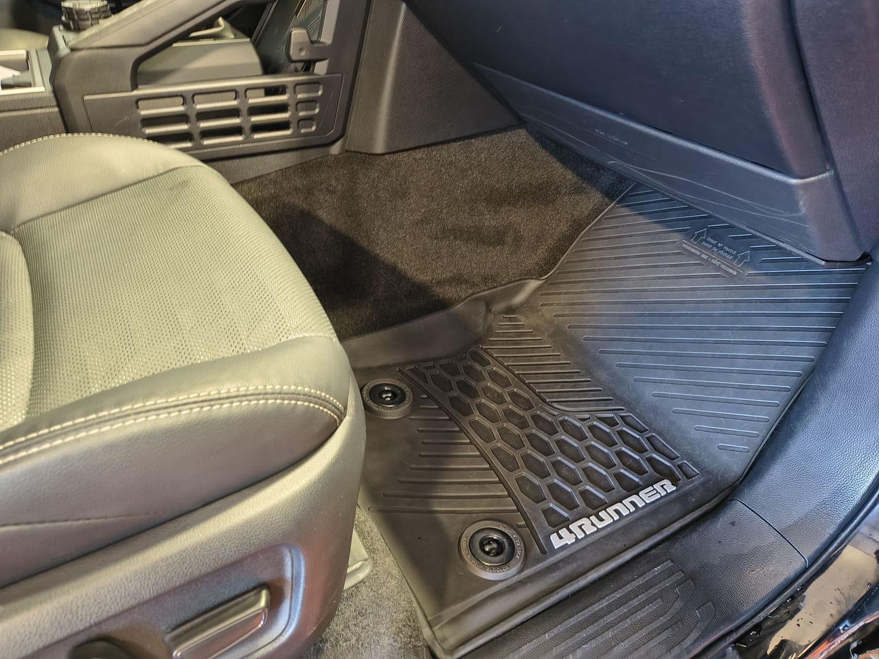 2025 Toyota 4Runner HYBRID Photo