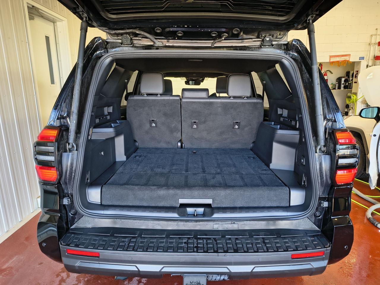 2025 Toyota 4Runner HYBRID Photo