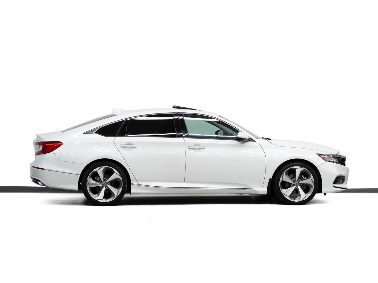 2020 Honda Accord TOURING | Nav | Leather | Sunroof | BSM | CarPlay