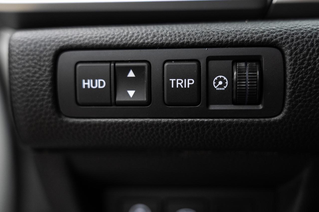 2020 Honda Accord TOURING | Nav | Leather | Sunroof | BSM | CarPlay Photo