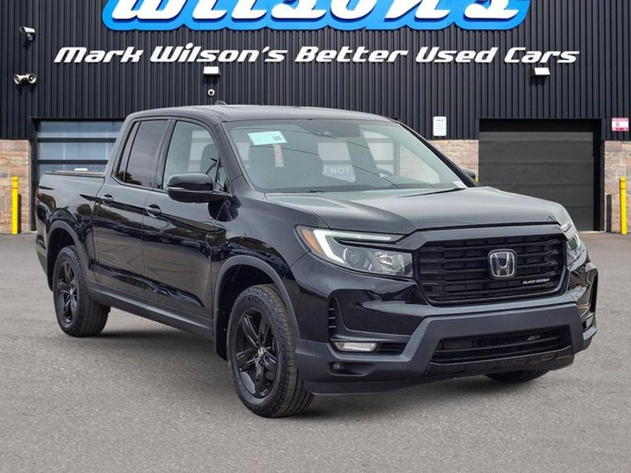 2021 Honda Ridgeline Black Edition AWD | Leather | Sunroof | Nav | Radar Cruise | Cooled + Heated Seats | and More ! Photo