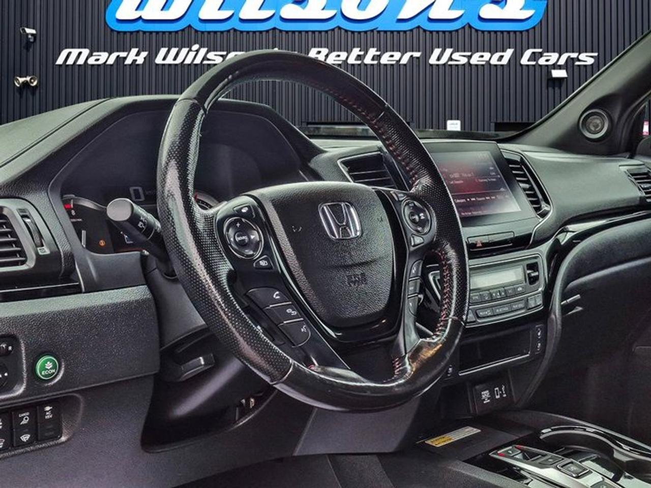 2021 Honda Ridgeline Black Edition AWD | Leather | Sunroof | Nav | Radar Cruise | Cooled + Heated Seats | and More ! Photo